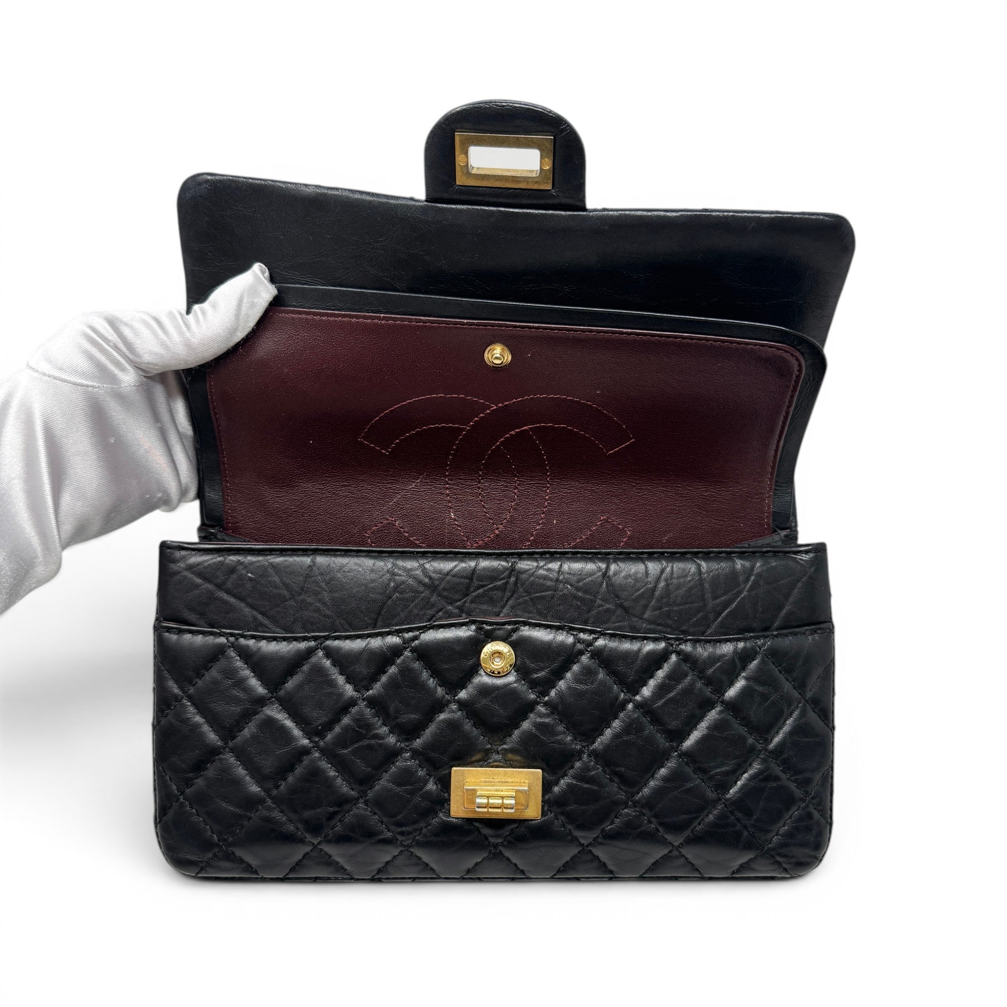 Chanel Black Calfskin 2.55 Reissue 225