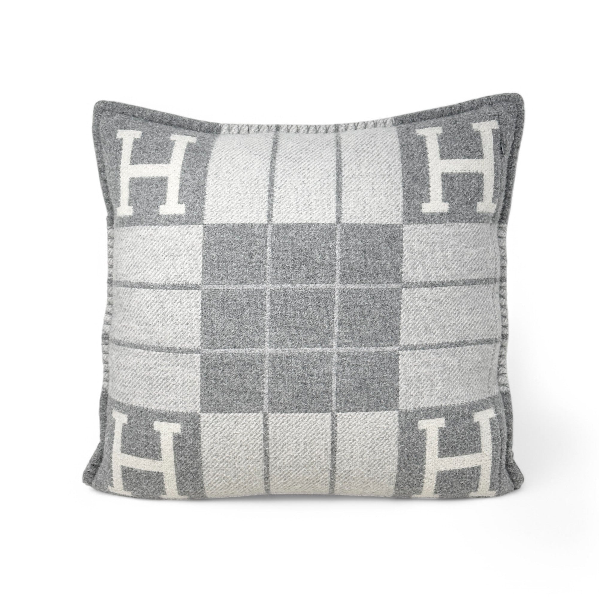 Hermes Ecru Gris Clair Small Avalon Pillow Set