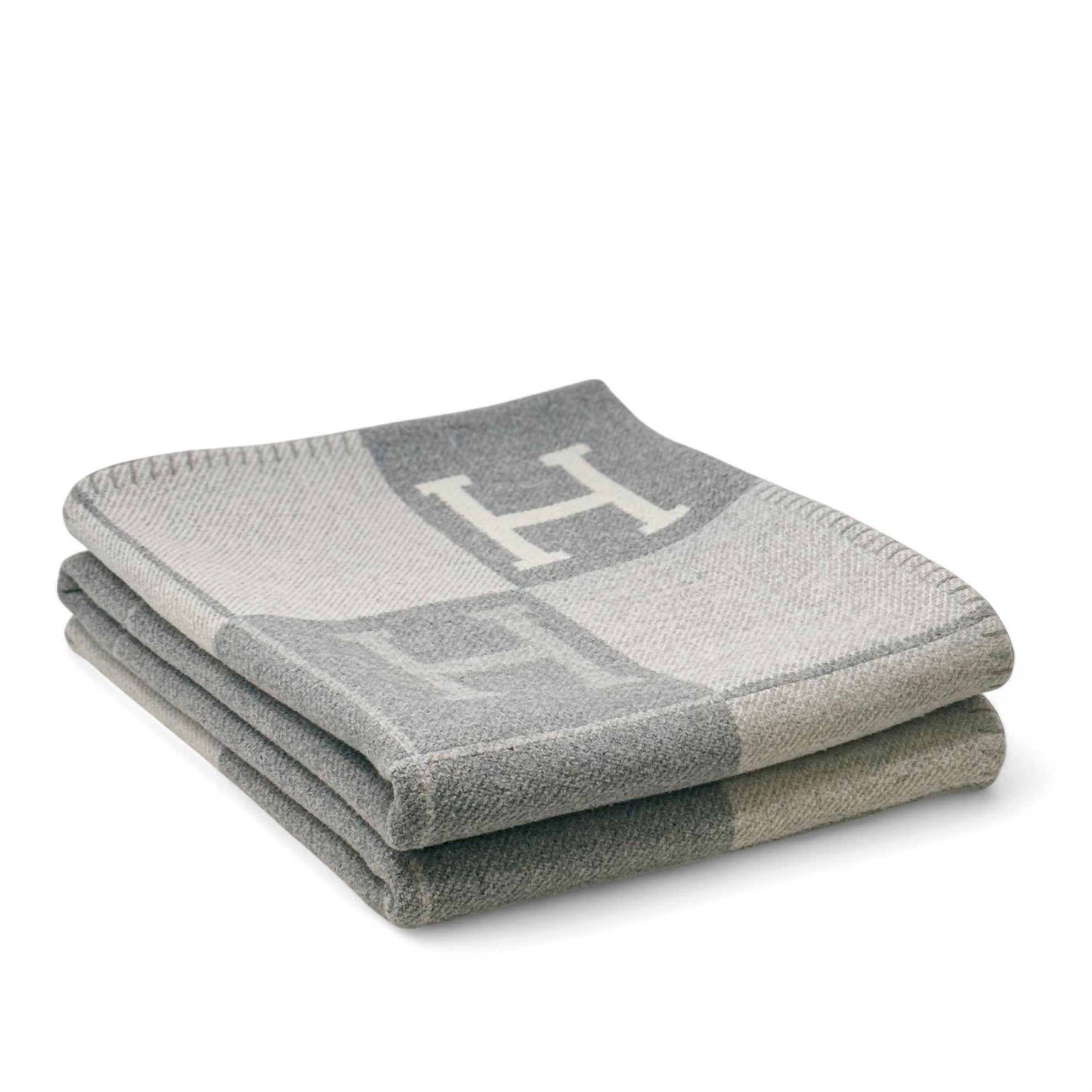 Hermes Ecru / Gris Clair Avalon Throw Blanket