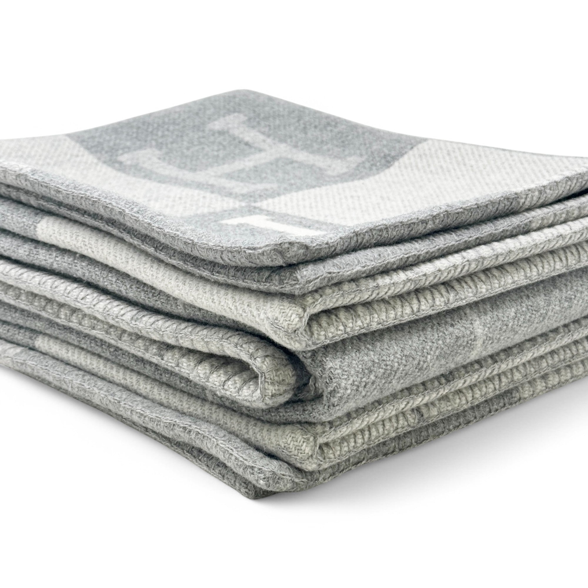 Hermes Ecru / Gris Clair Avalon Throw Blanket