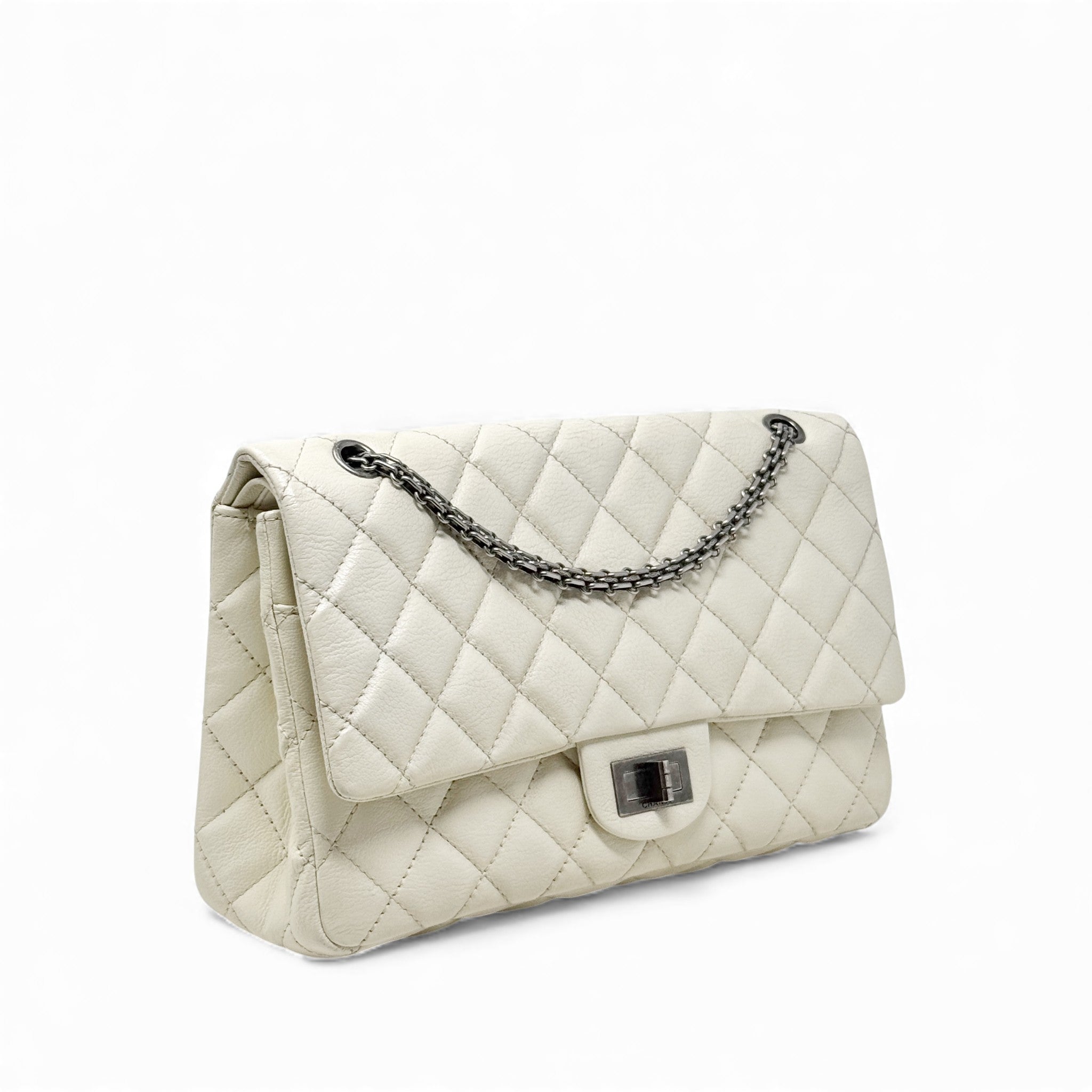 Chanel White Calfskin 2.55 Reissue 227