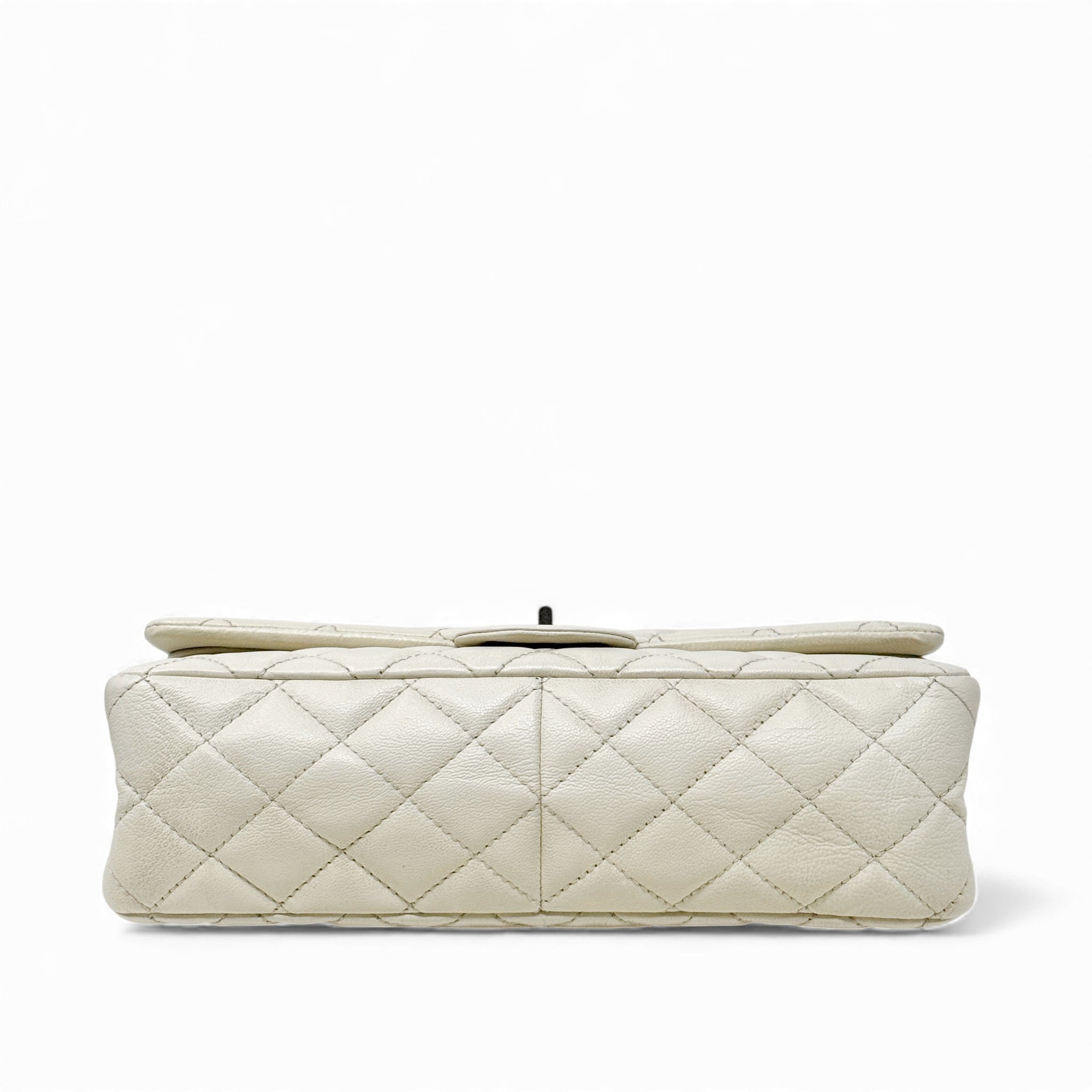 Chanel White Calfskin 2.55 Reissue 227