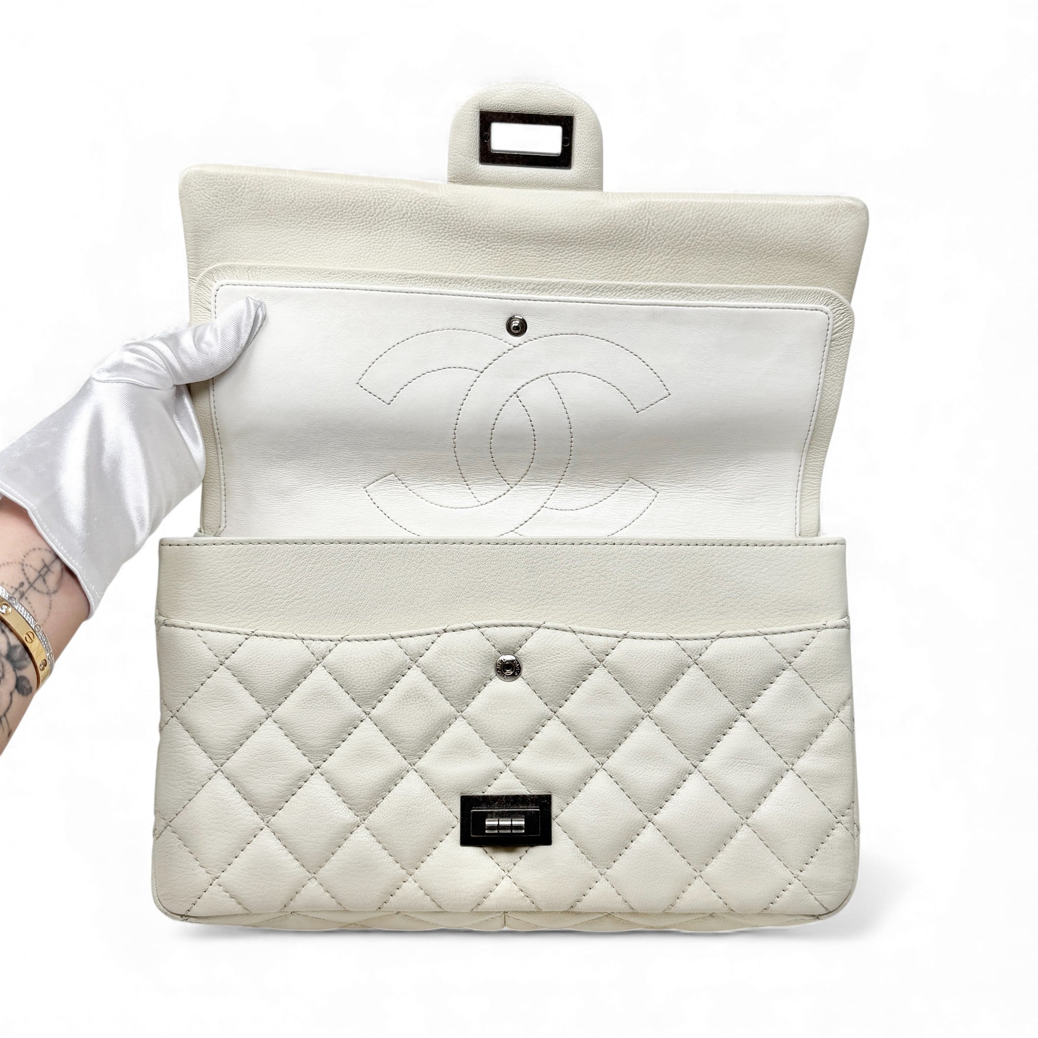 Chanel White Calfskin 2.55 Reissue 227