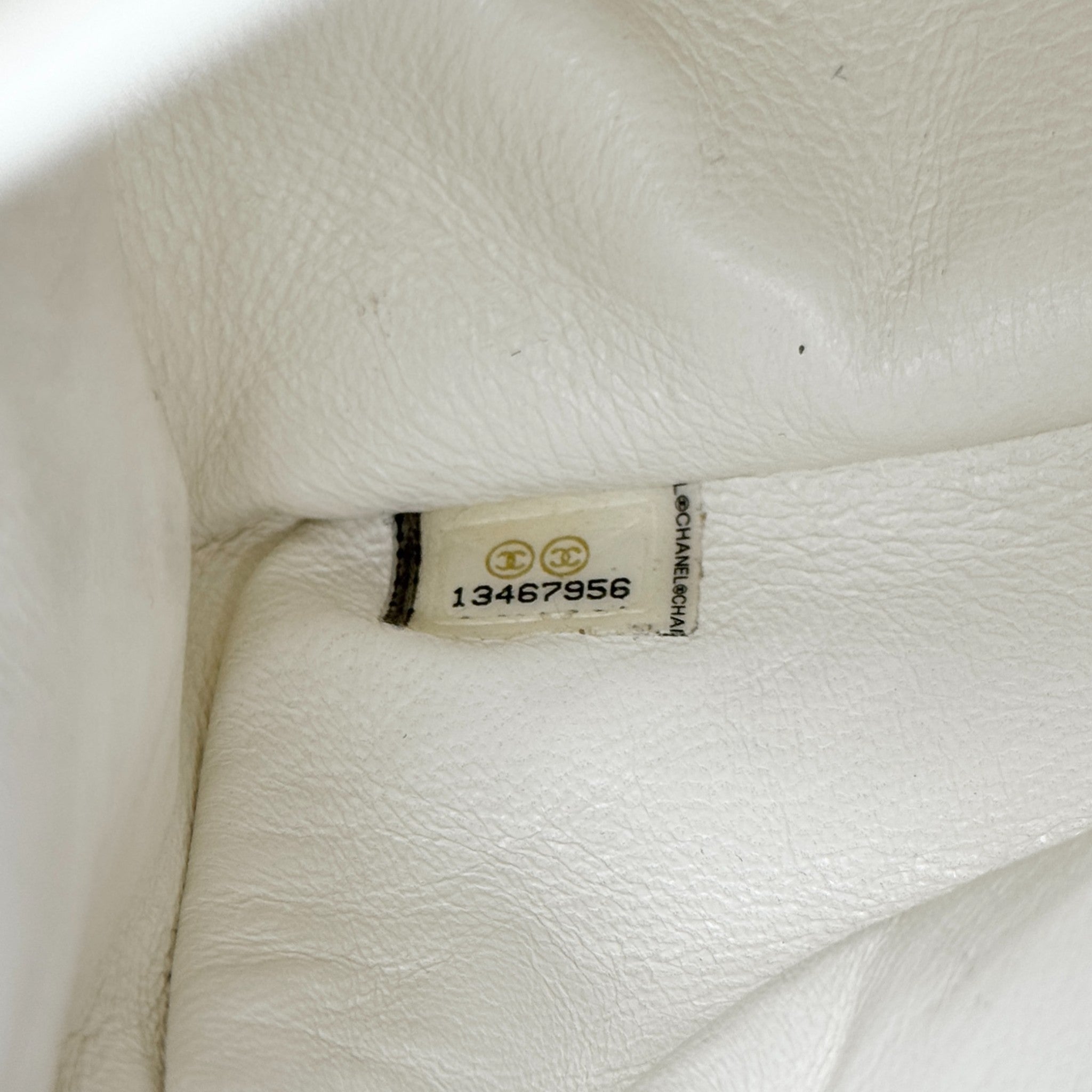 Chanel White Calfskin 2.55 Reissue 227