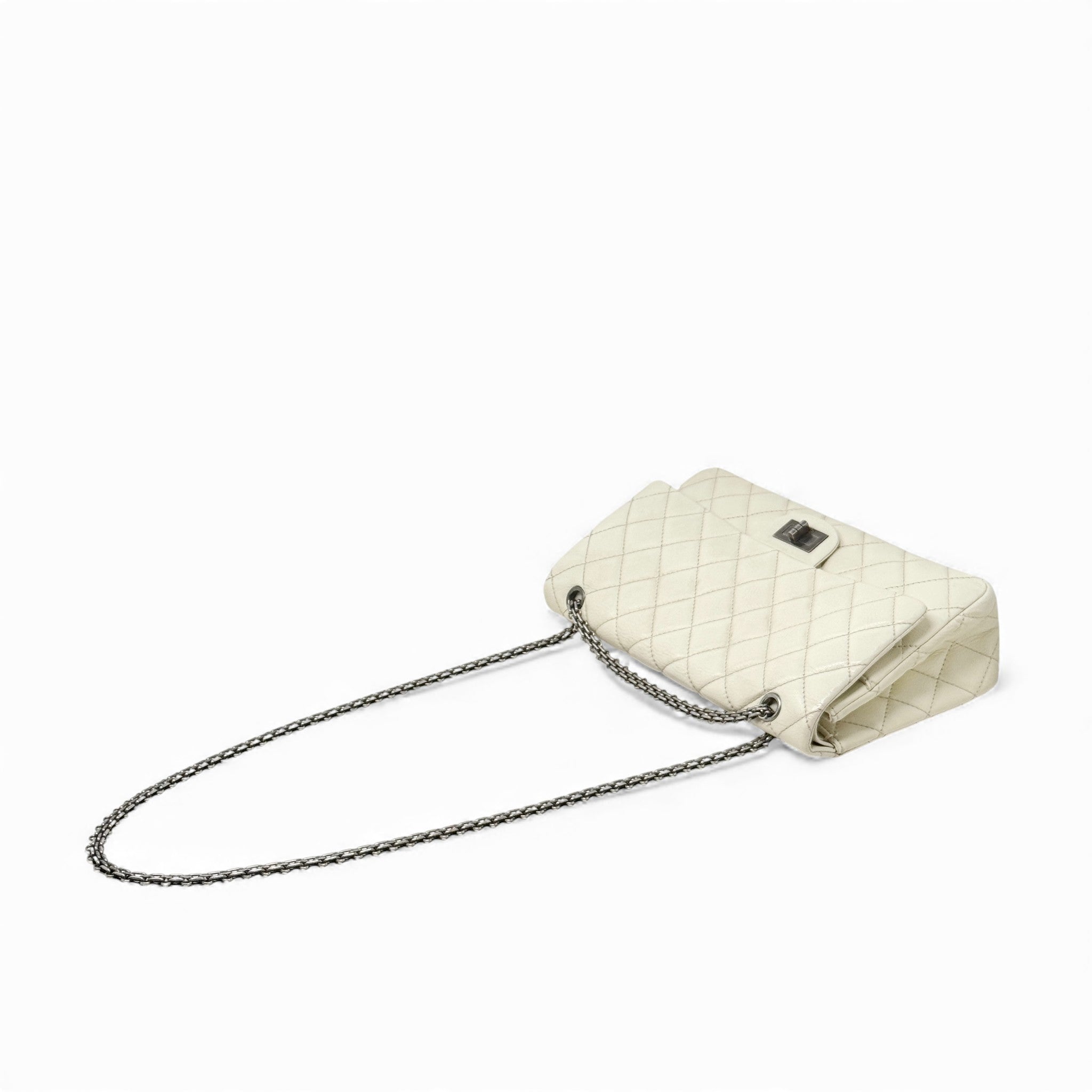 Chanel White Calfskin 2.55 Reissue 227