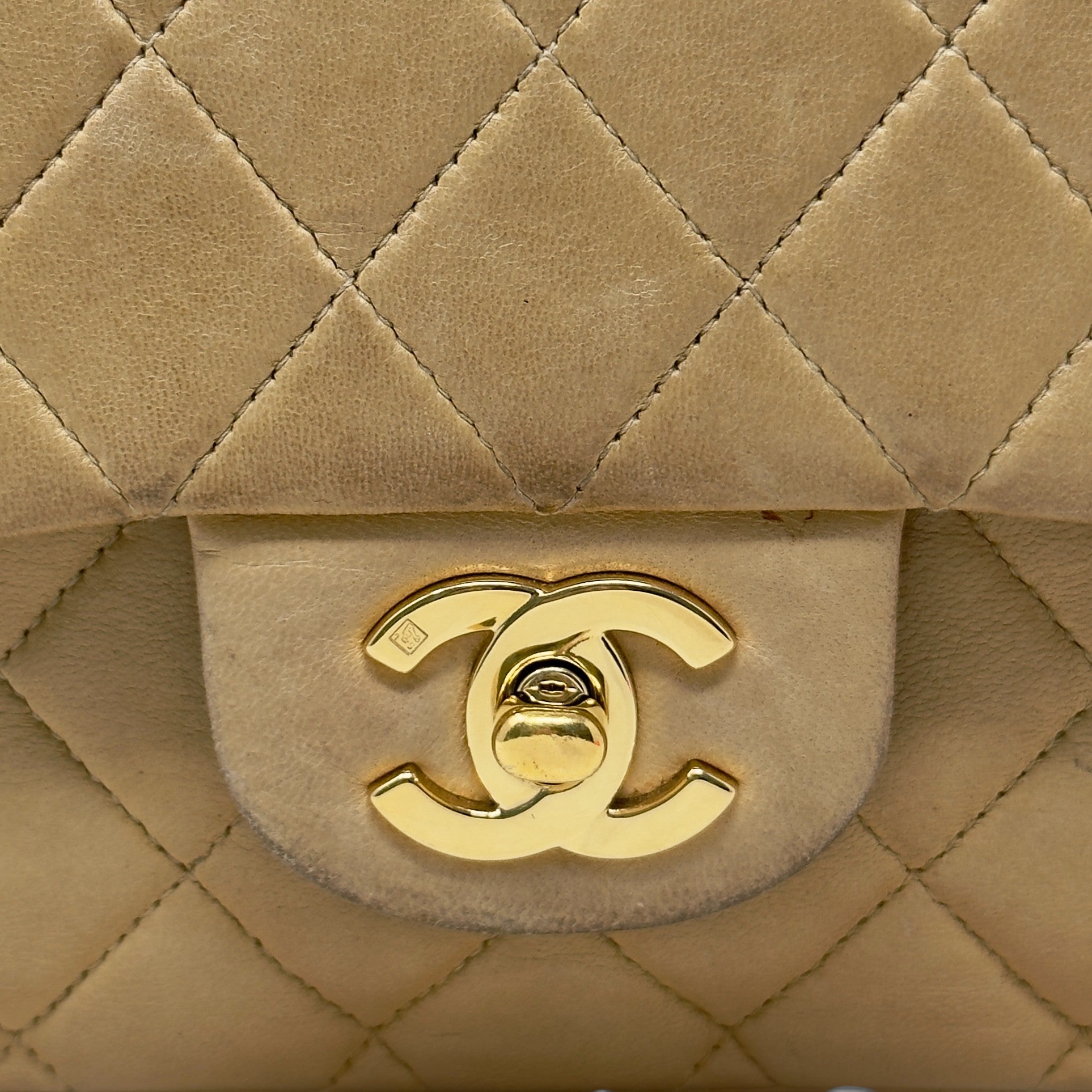Chanel Beige Medium Vintage Classic Flap