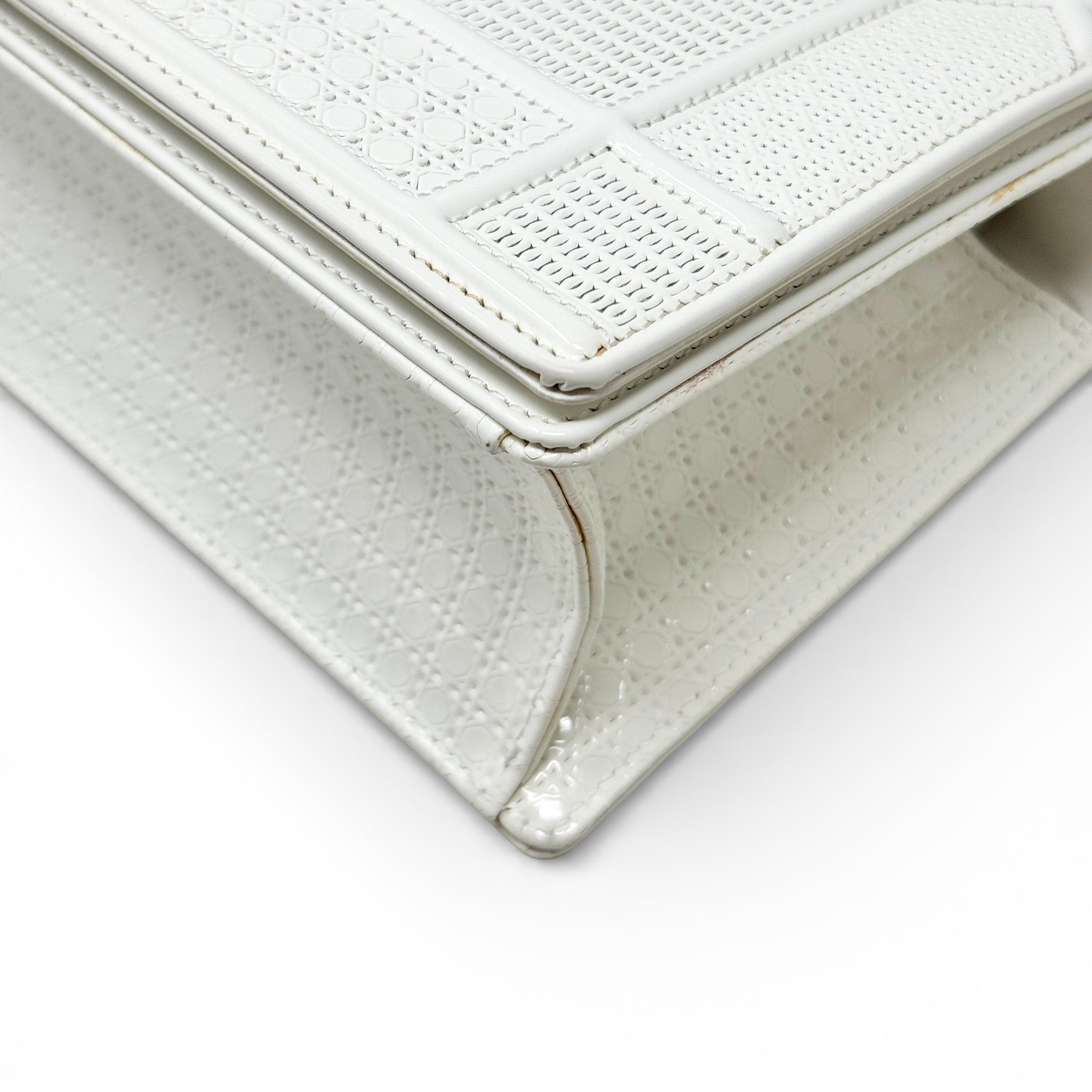 Dior White Small Micro-cannage Diorama Flap