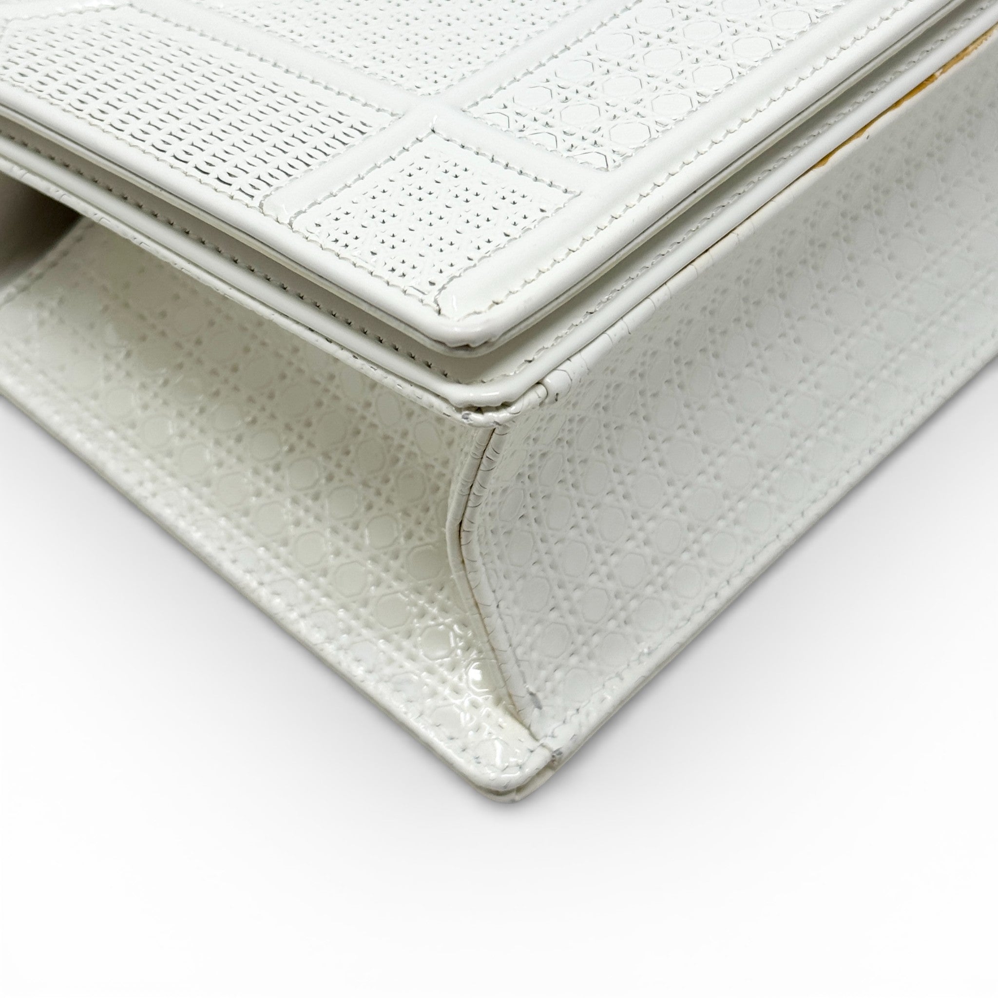 Dior White Small Micro-cannage Diorama Flap