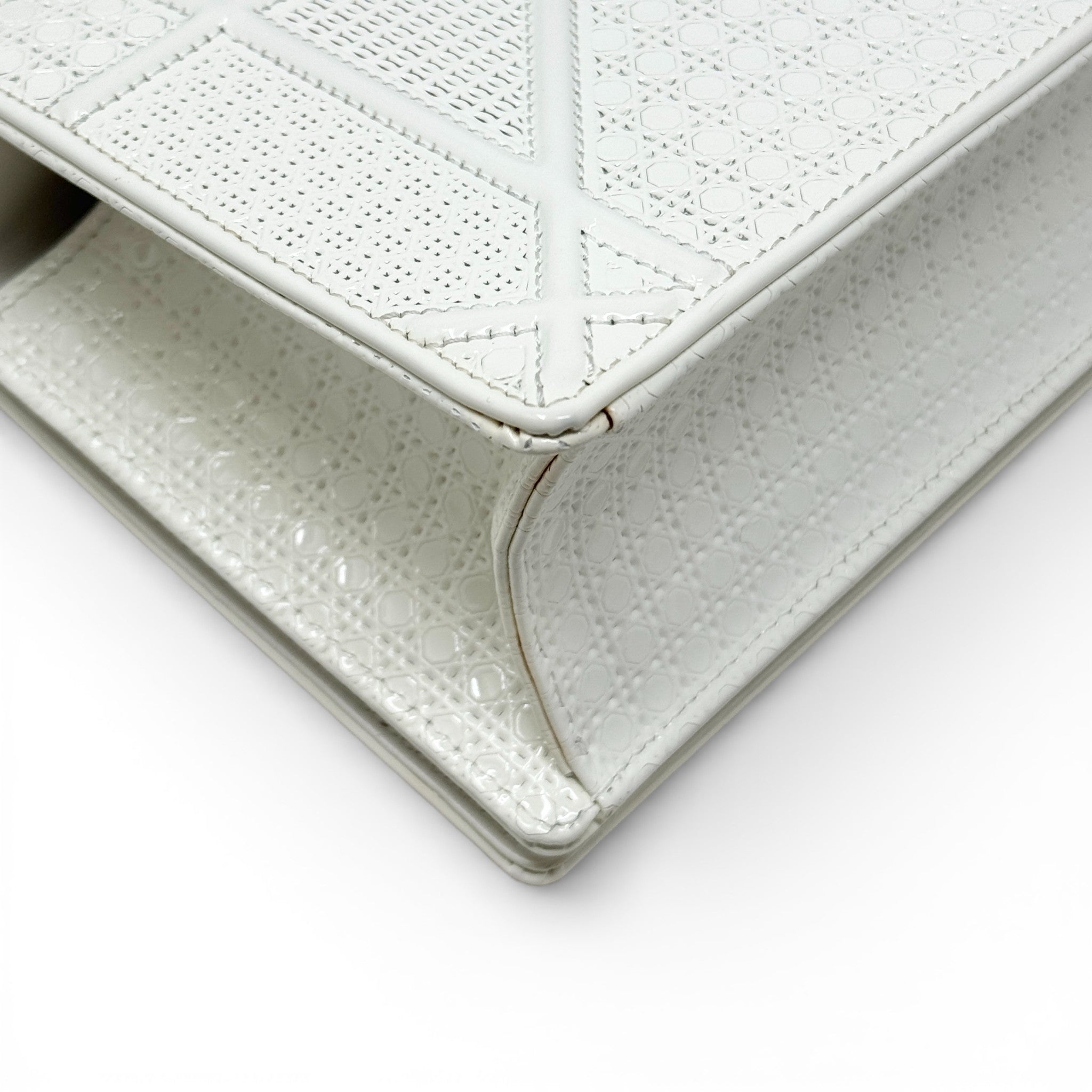 Dior White Small Micro-cannage Diorama Flap