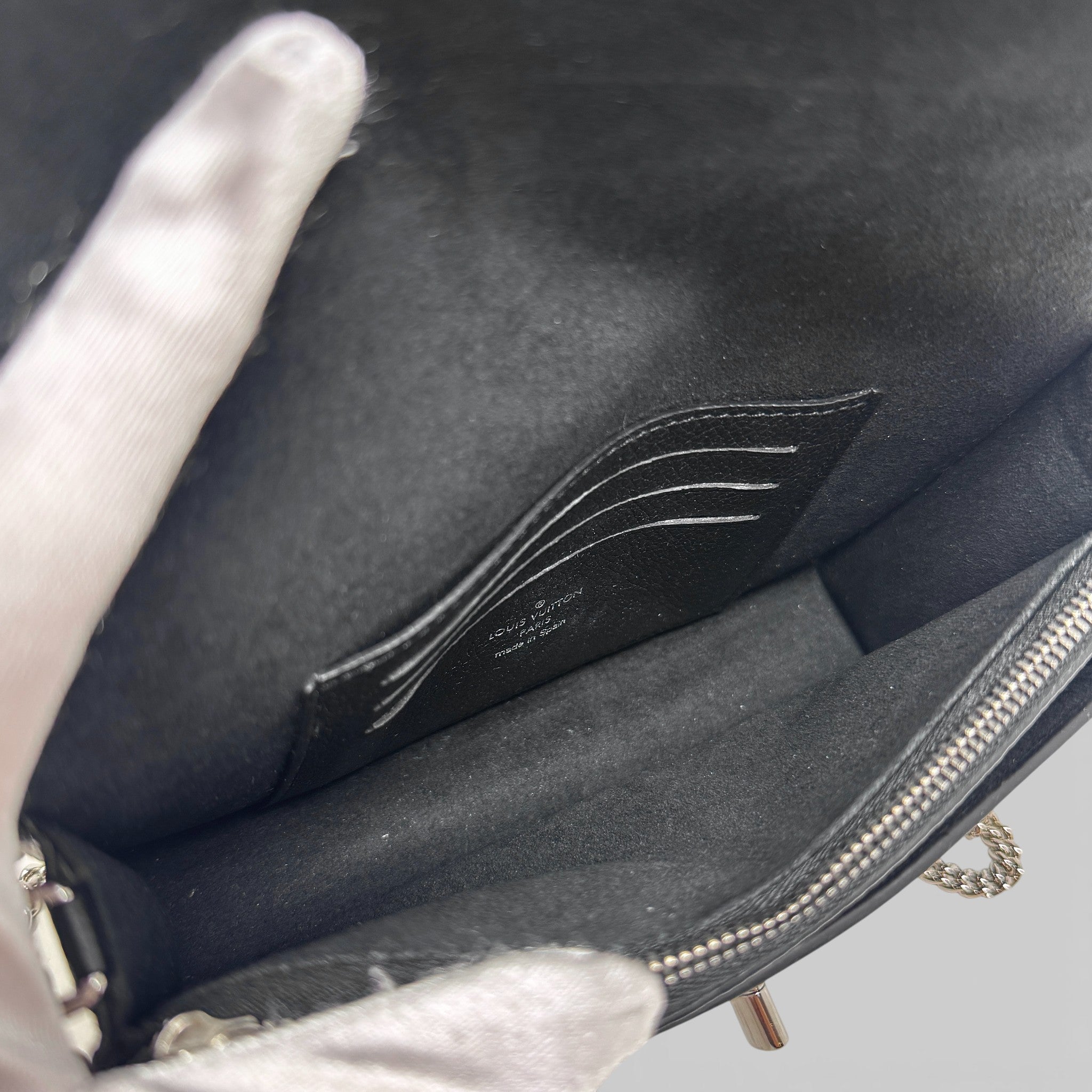 Louis Vuitton Black MylockMe Chain Pochette