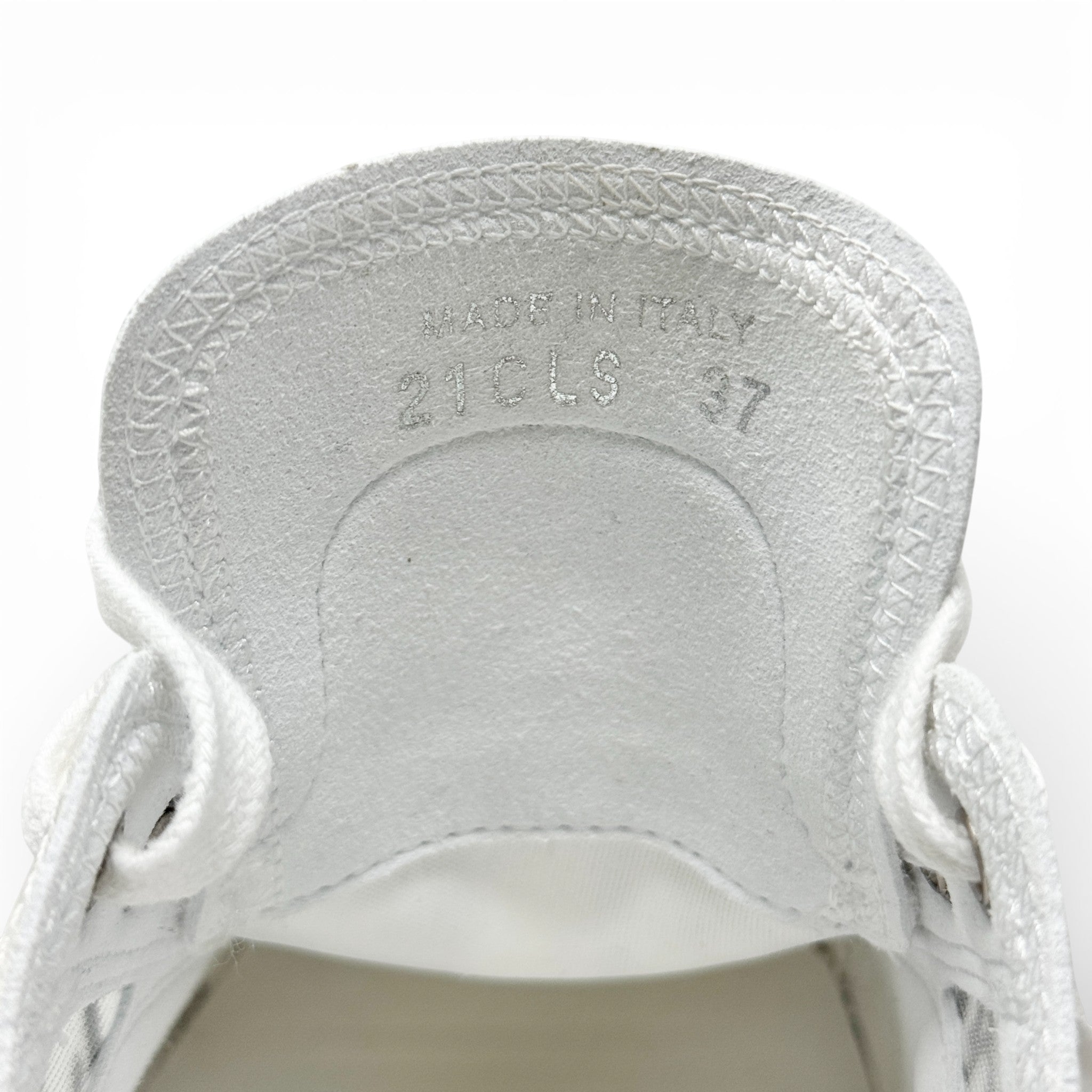 Dior White B23 Low Top Sneakers 37