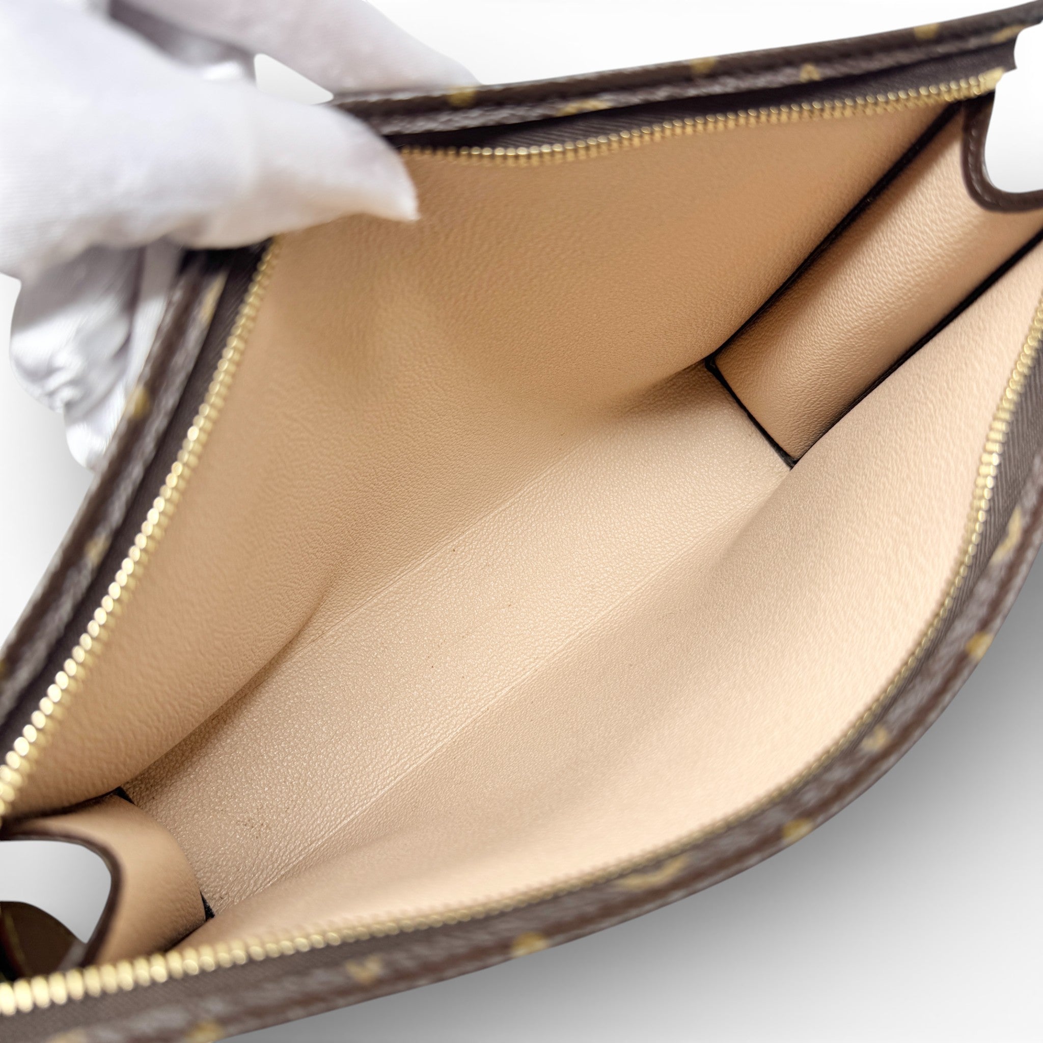 Louis Vuitton Monogram Toiletry Pouch 25