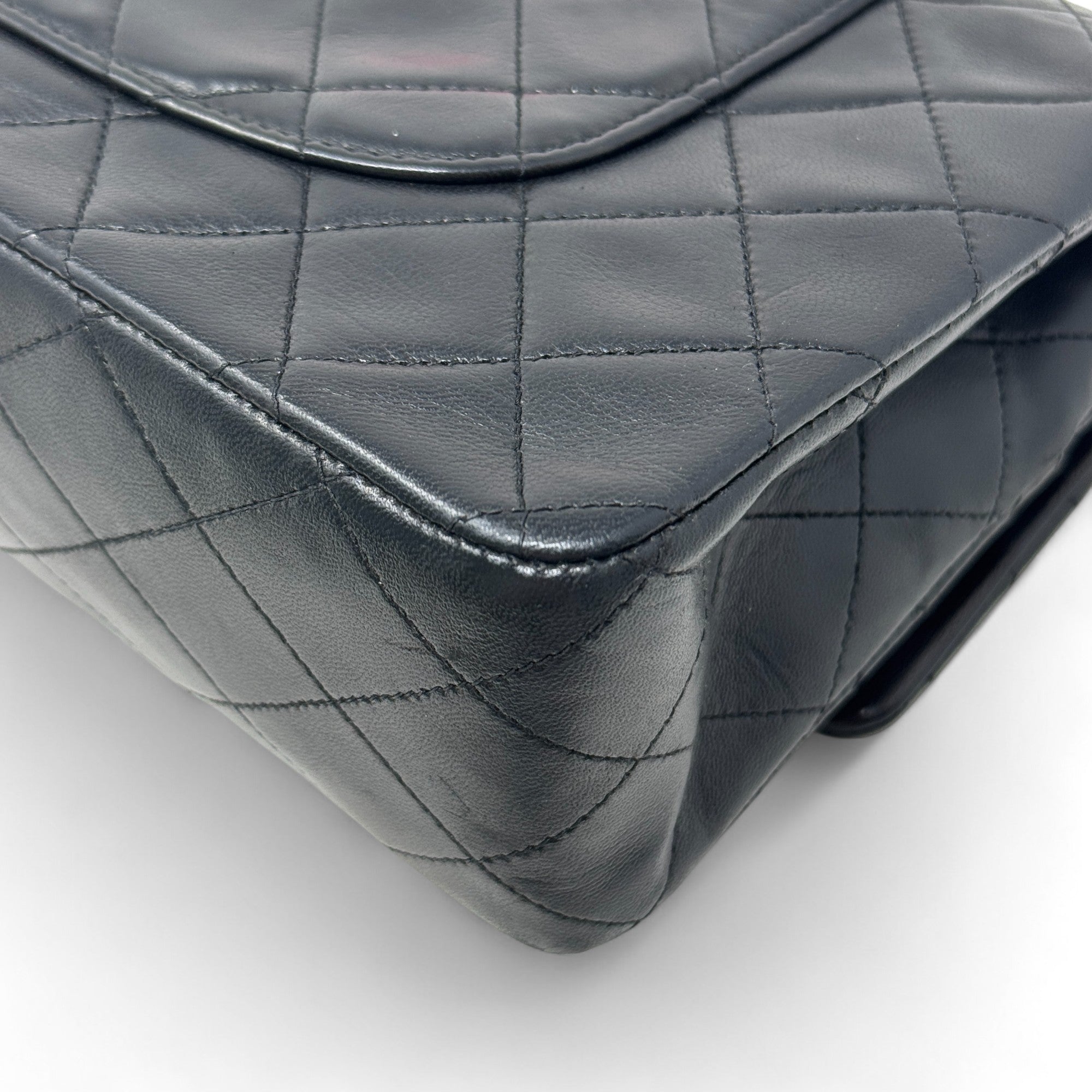 Chanel Black Medium Vintage Classic Flap