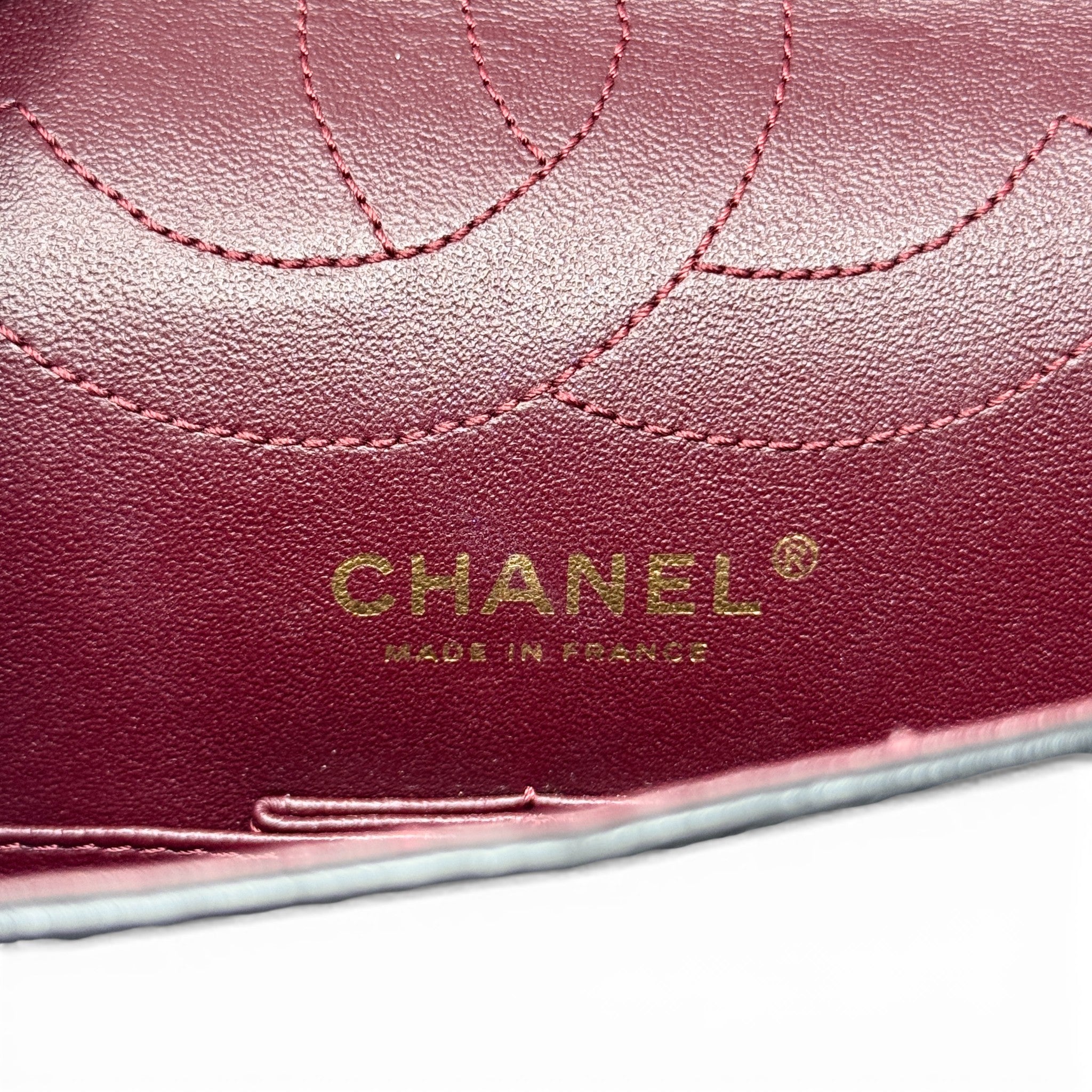 Chanel Black Calfskin 2.55 Reissue 225