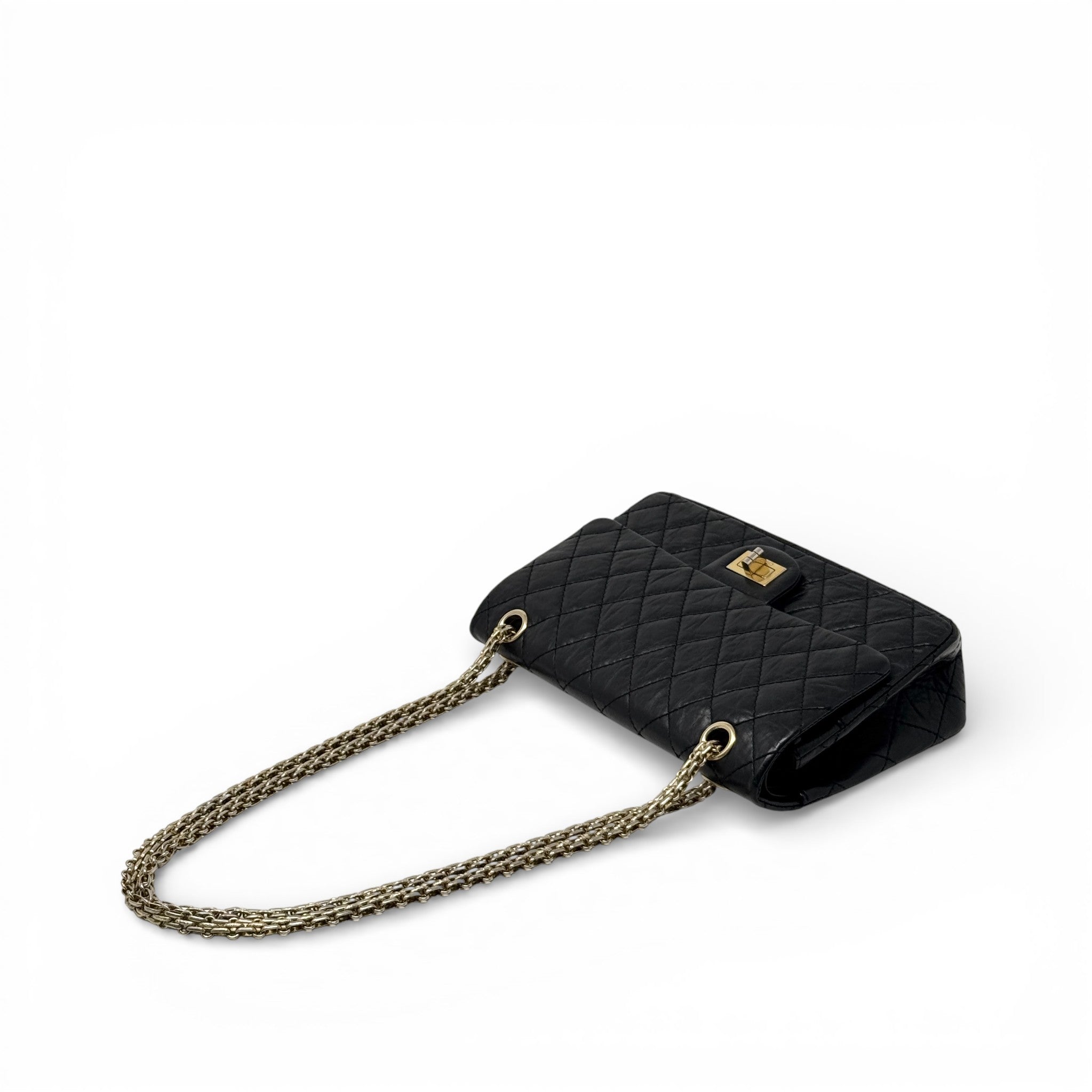 Chanel Black Calfskin 2.55 Reissue 225