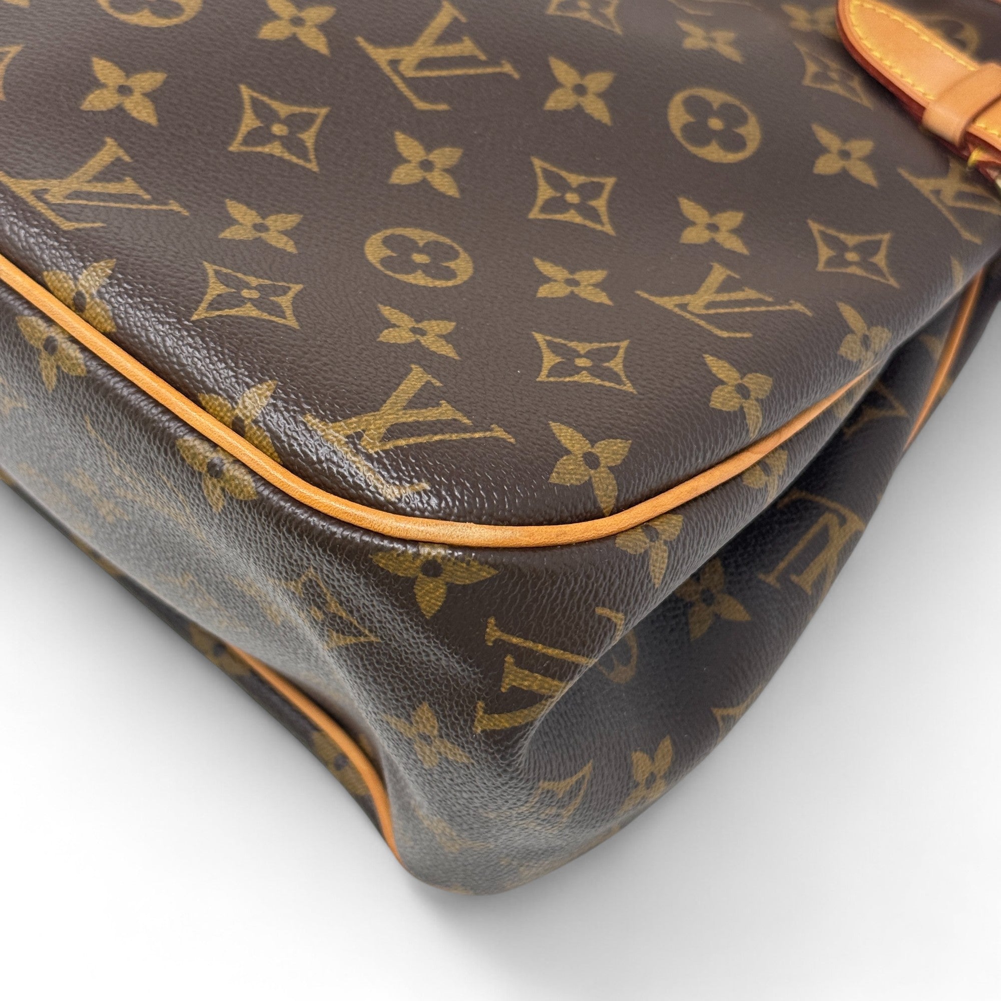 Louis Vuitton Monogram Batignolles Tote