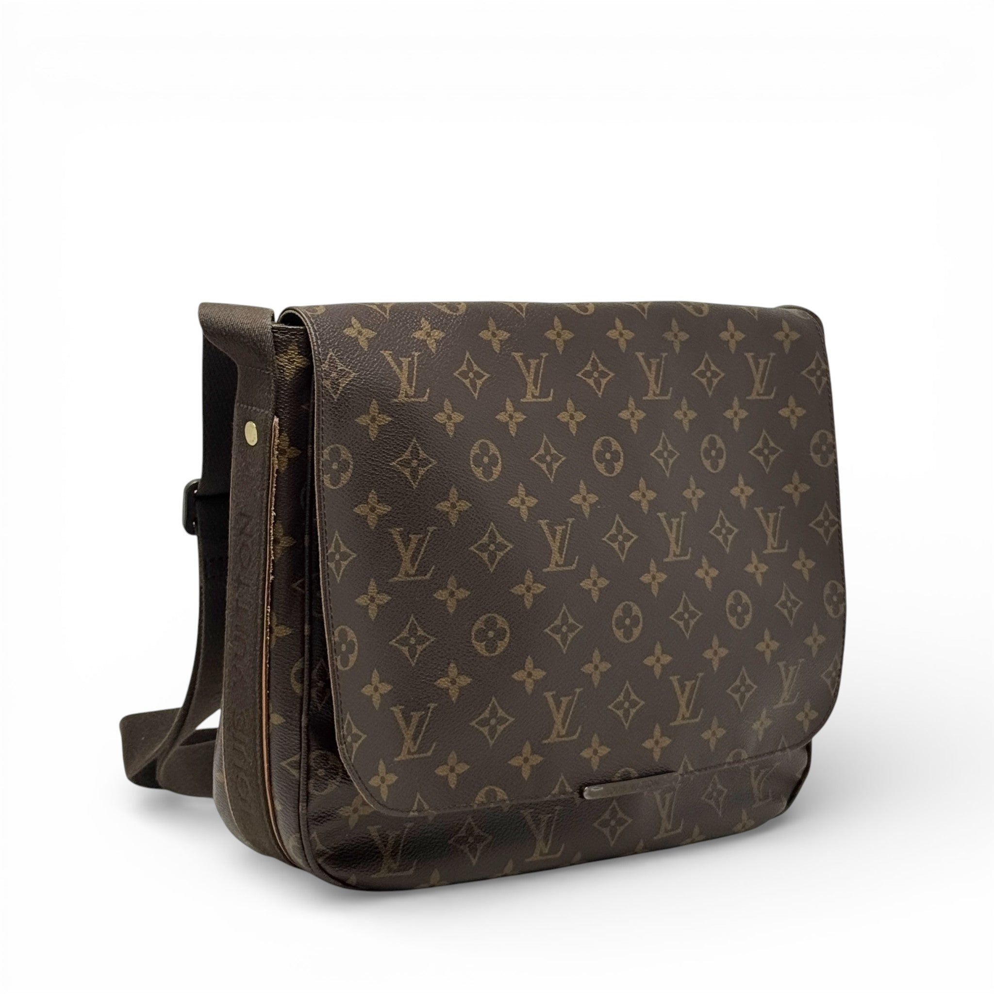 Louis Vuitton Monogram Beaubourg Messenger MM