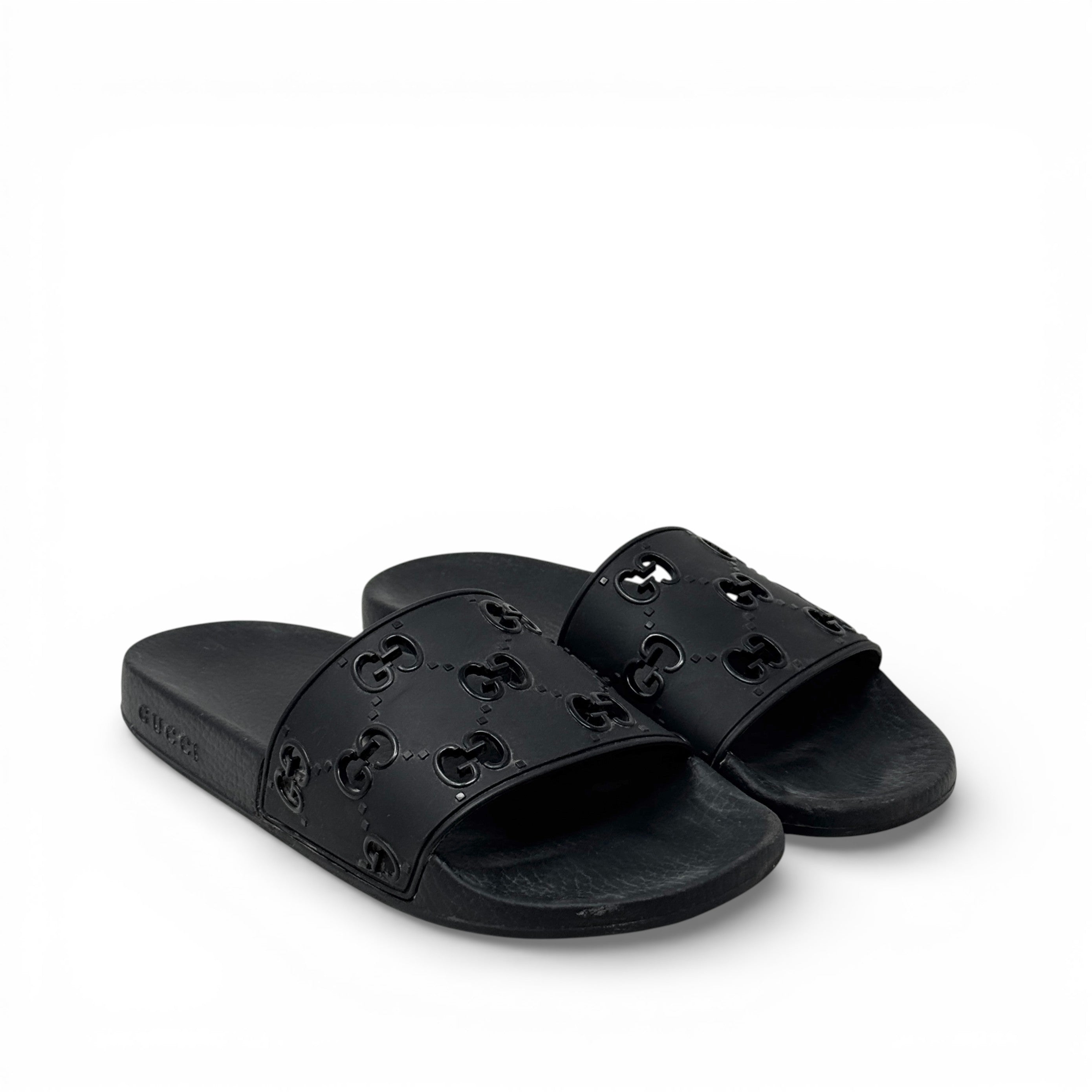 Gucci Black Rubber Logo Slides 41
