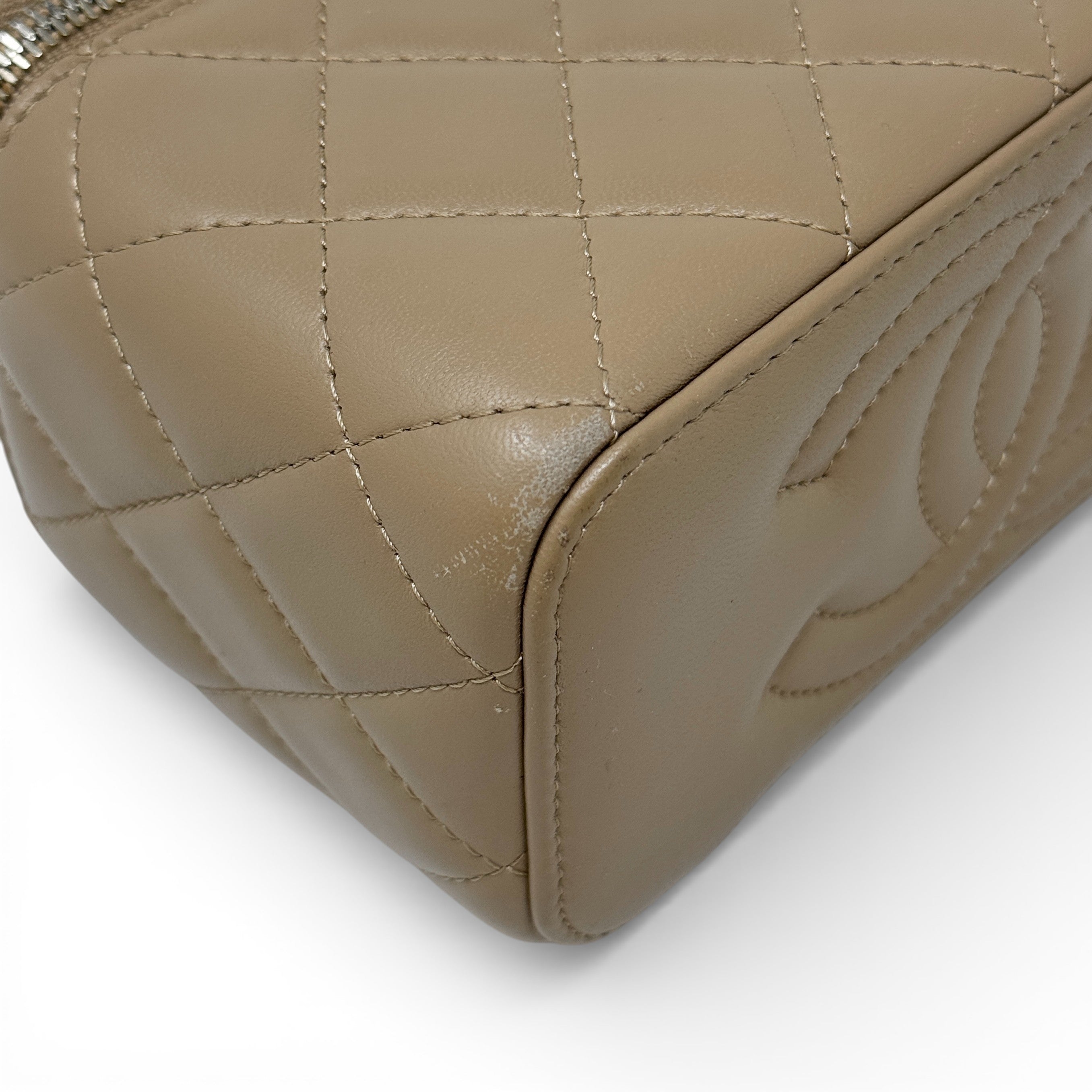 Chanel Beige Pearl Crush Vanity With Chain