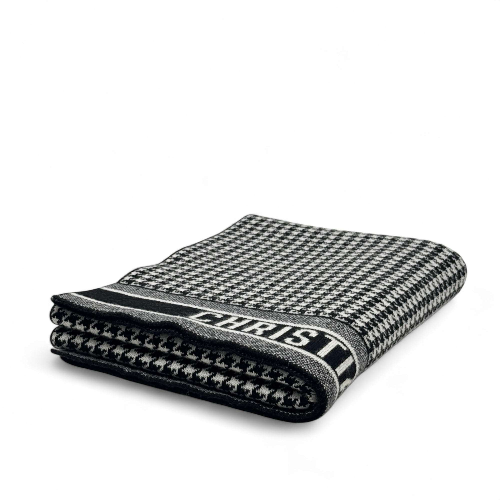 Dior 30 Montaigne Houndstooth Cashmere Scarf