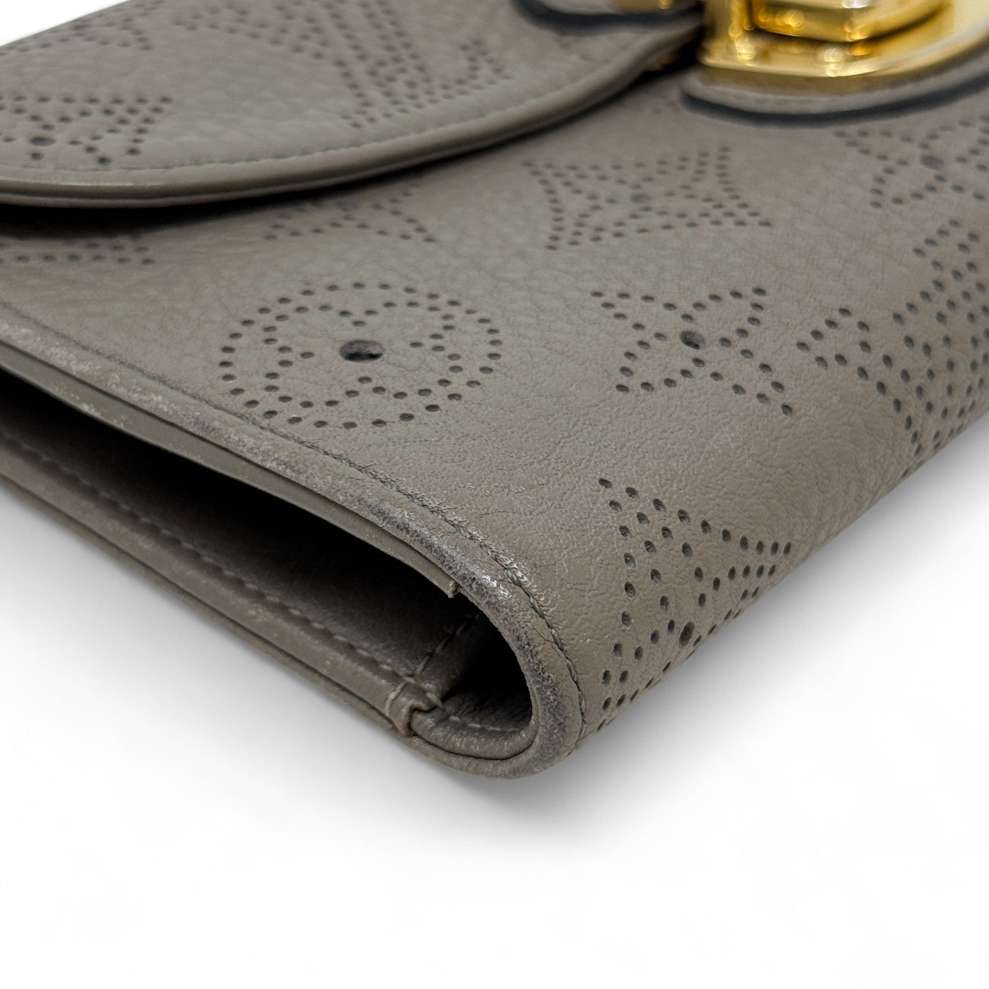 Louis Vuitton Grey Mahina Amelia Wallet
