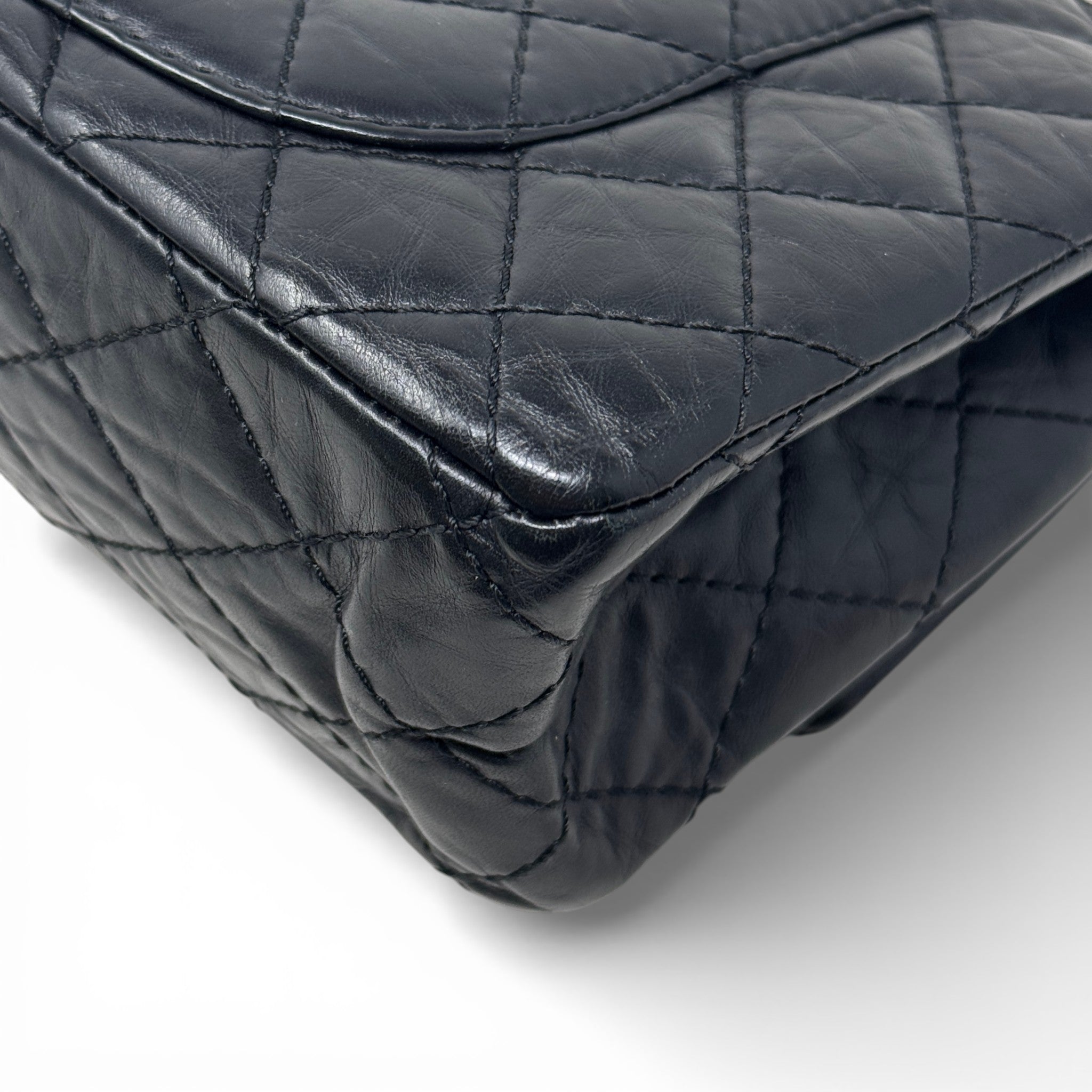 Chanel Black Calfskin 2.55 Reissue 225