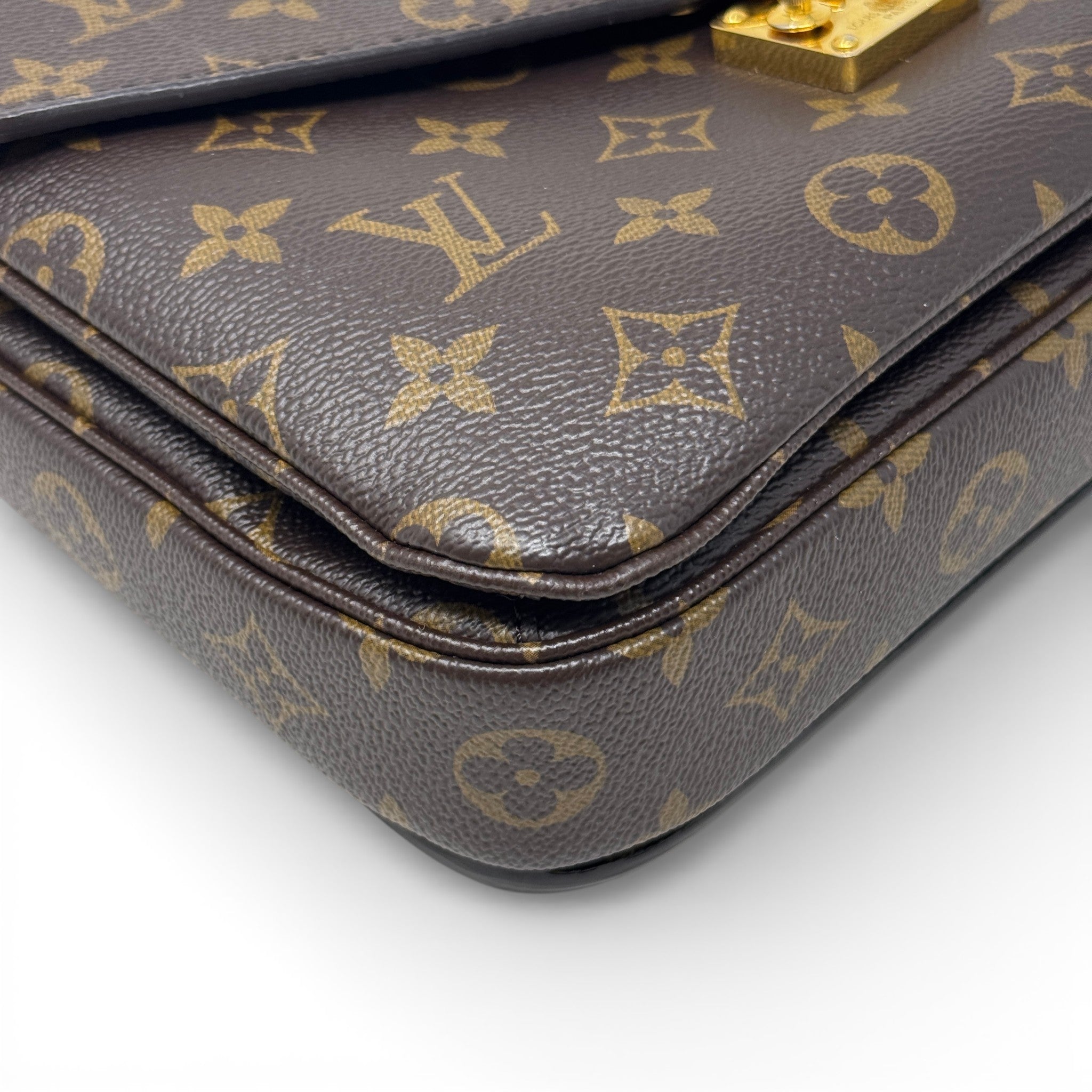 Louis Vuitton Monogram Pochette Metis