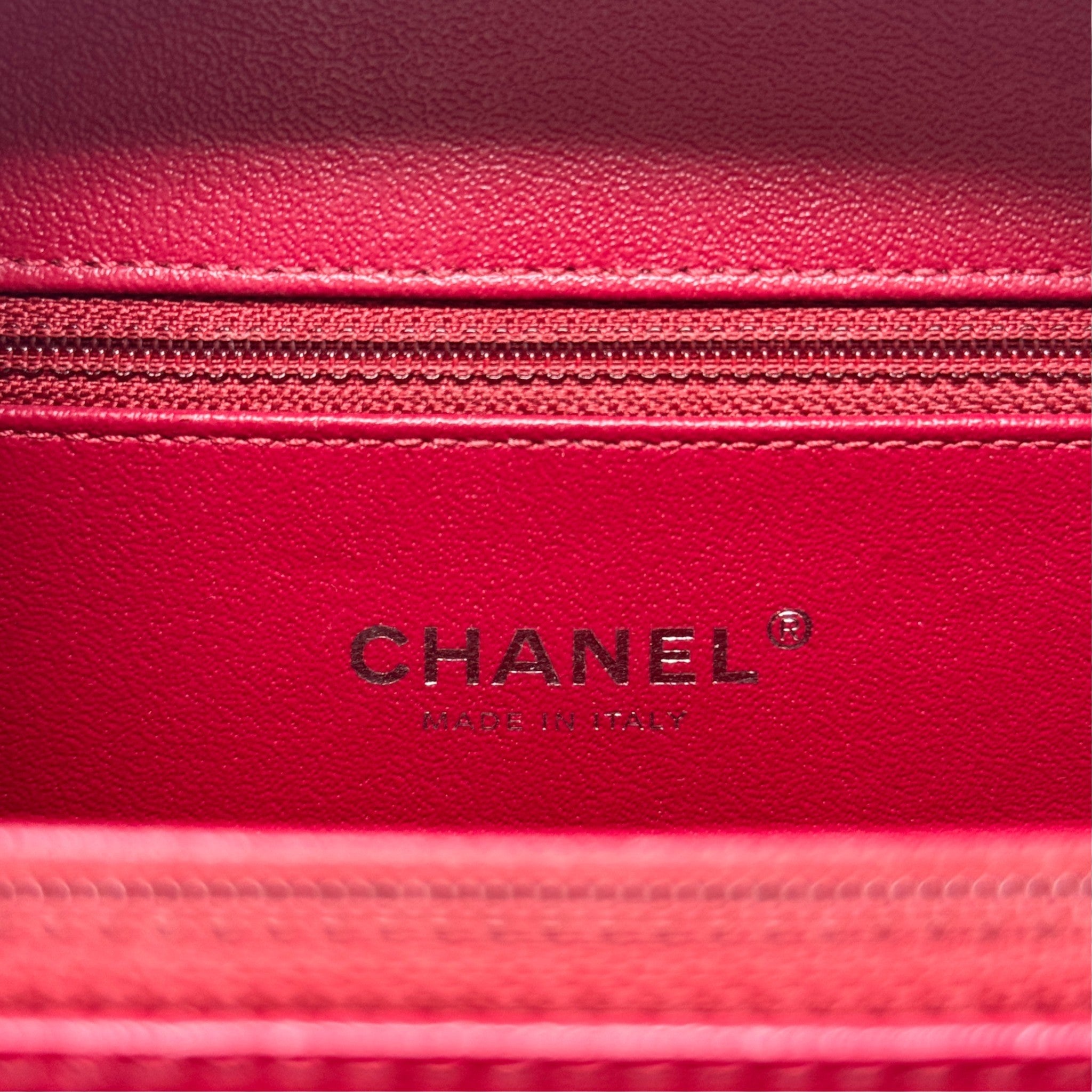 Chanel White Striped Medium Filigree Vanity