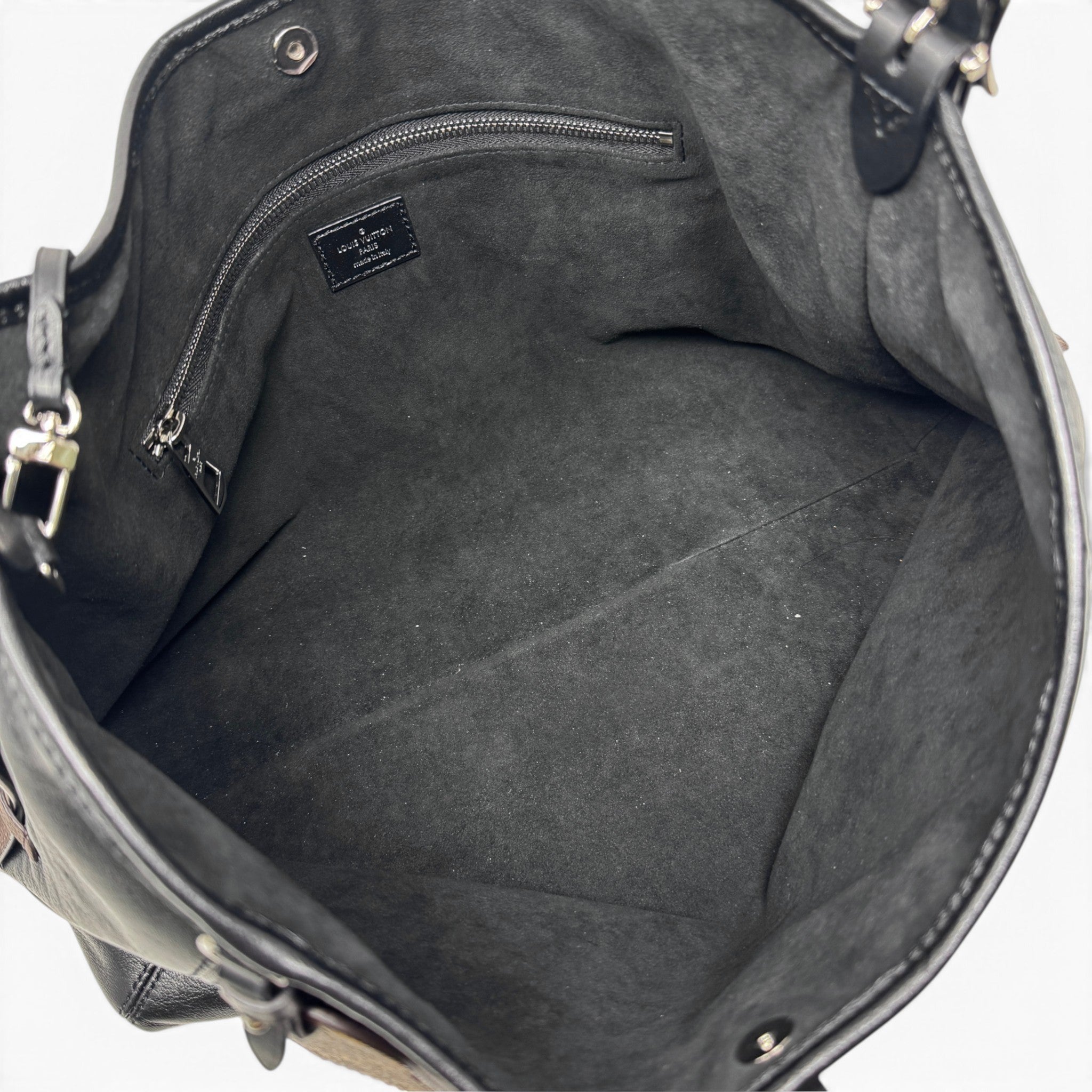Louis Vuitton Black CarryAll Vibe MM