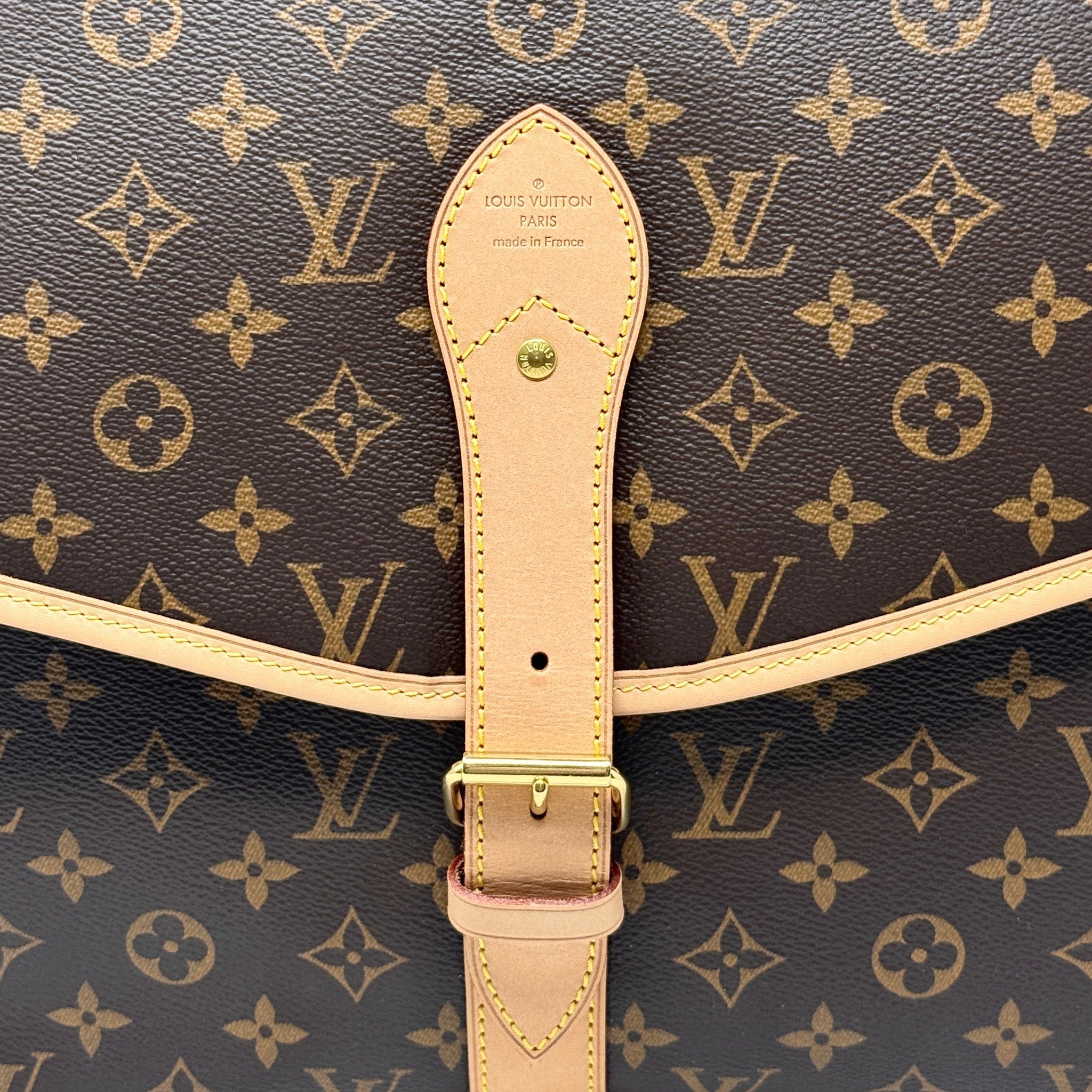 Louis Vuitton Monogram Hunting Bag