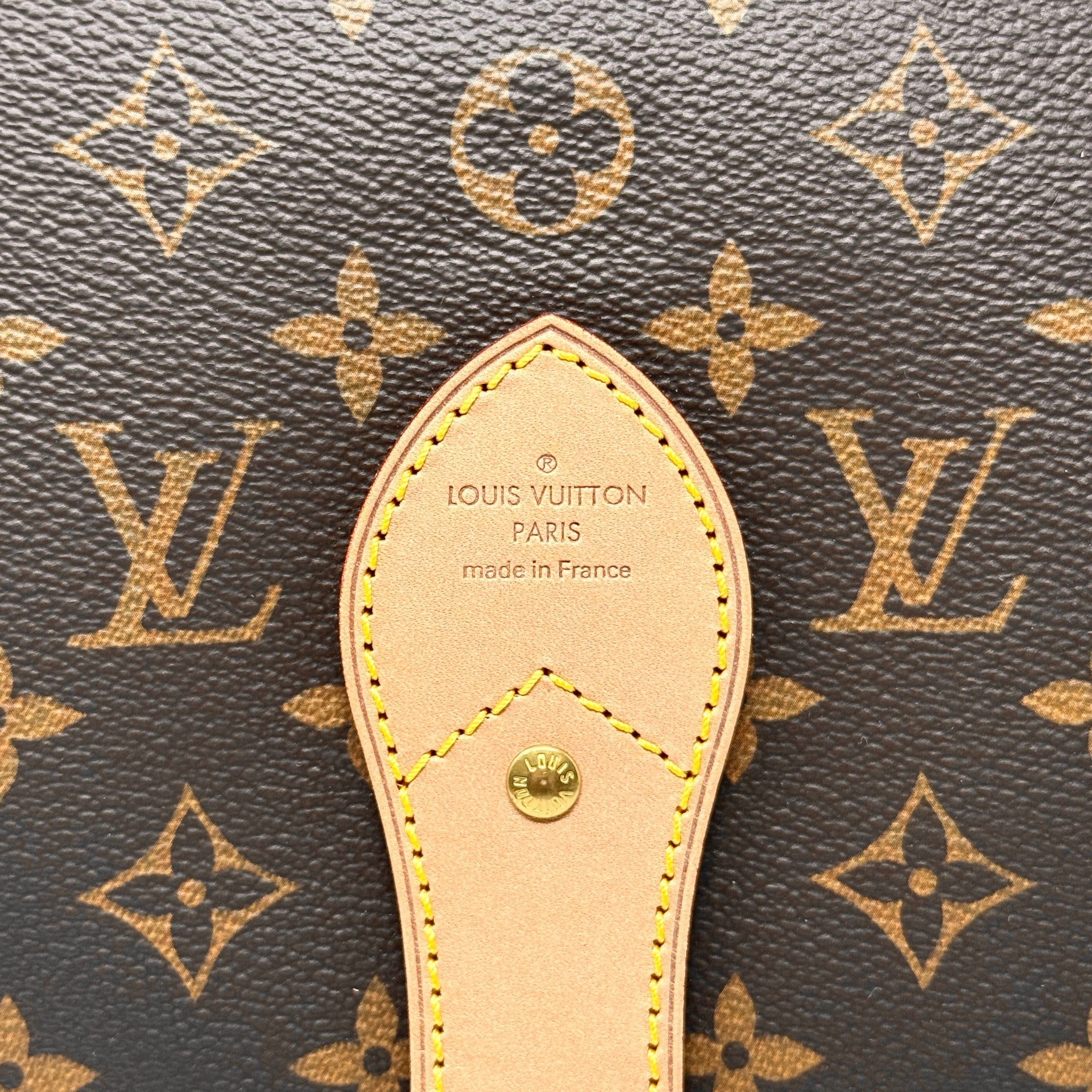 Louis Vuitton Monogram Hunting Bag