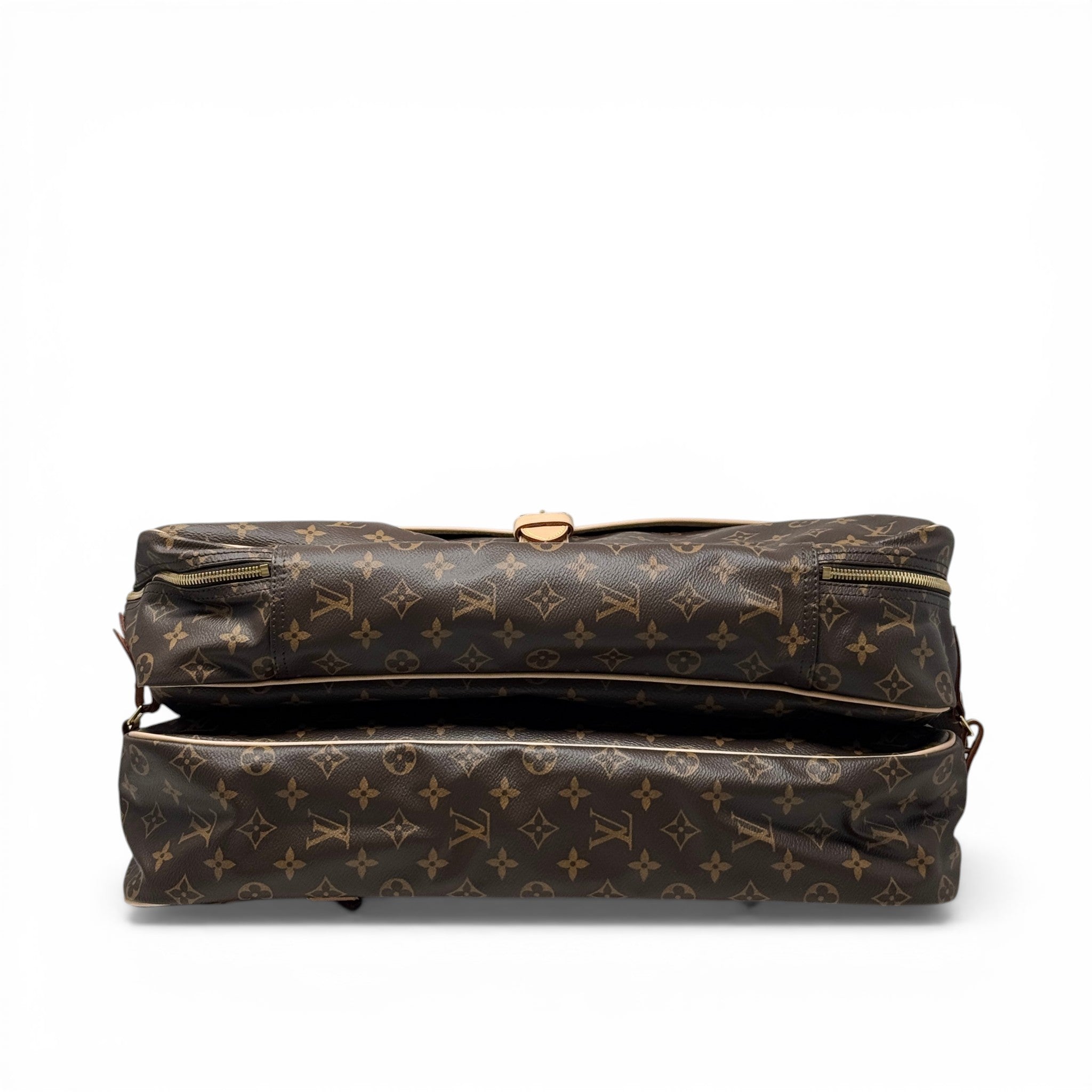 Louis Vuitton Monogram Hunting Bag