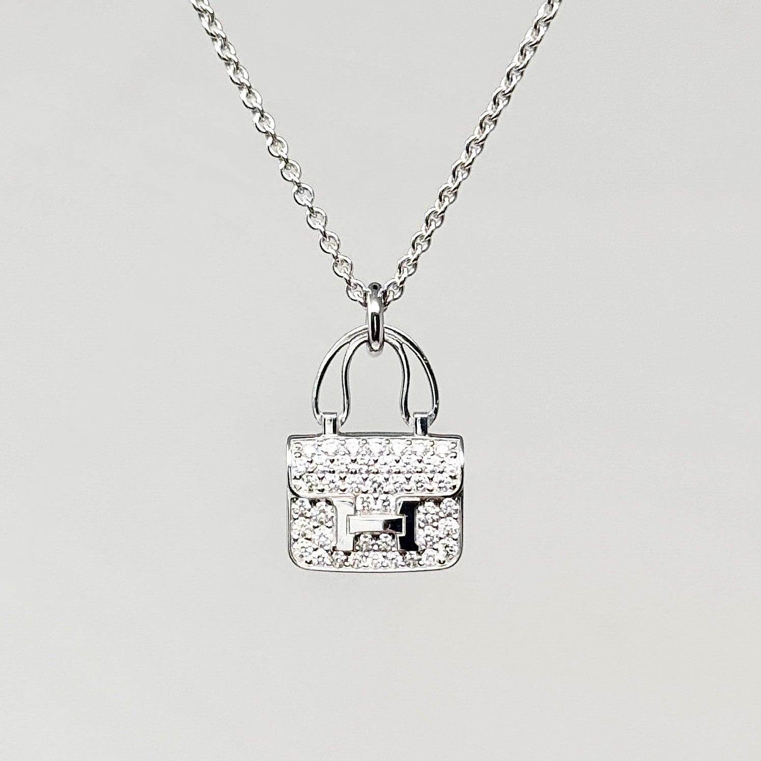 Hermes Amulettes Constance Pendant
