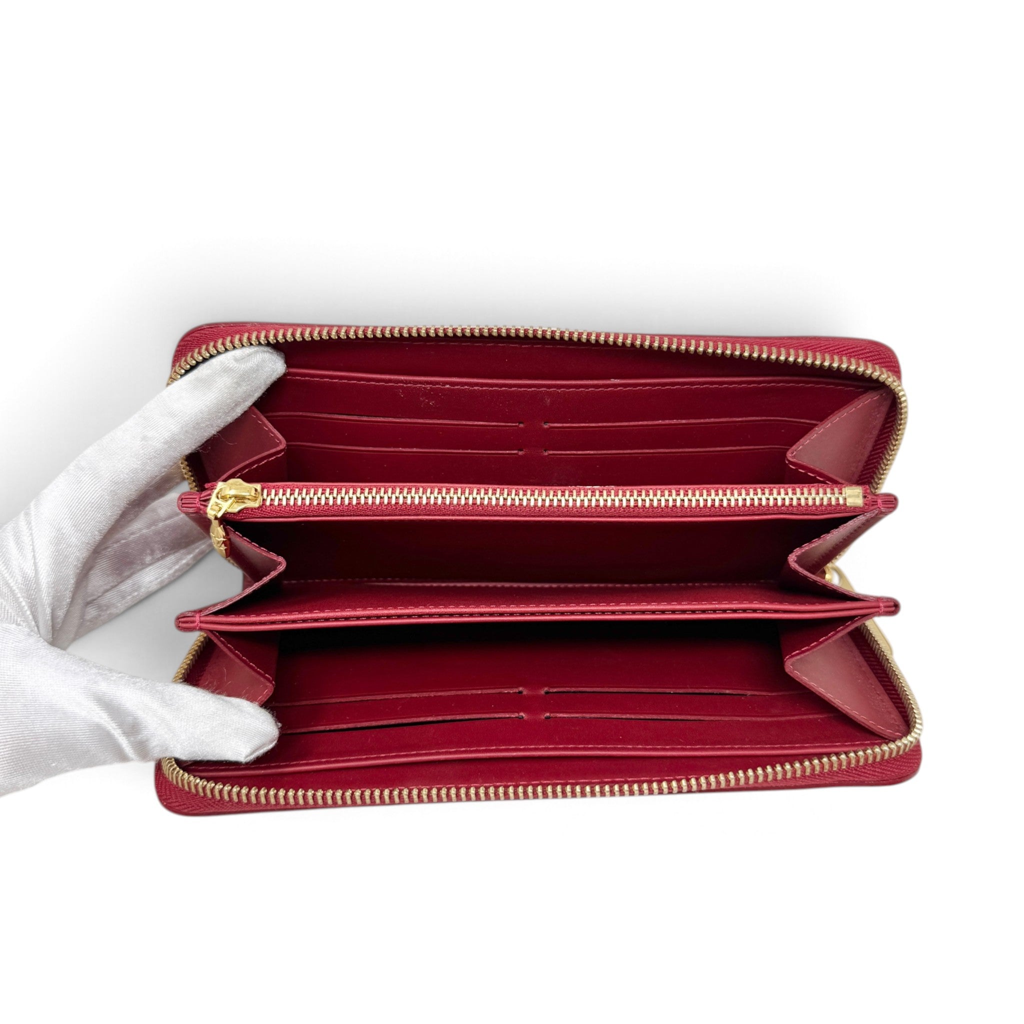 Louis Vuitton Red Monogram Vernis Zippy Wallet