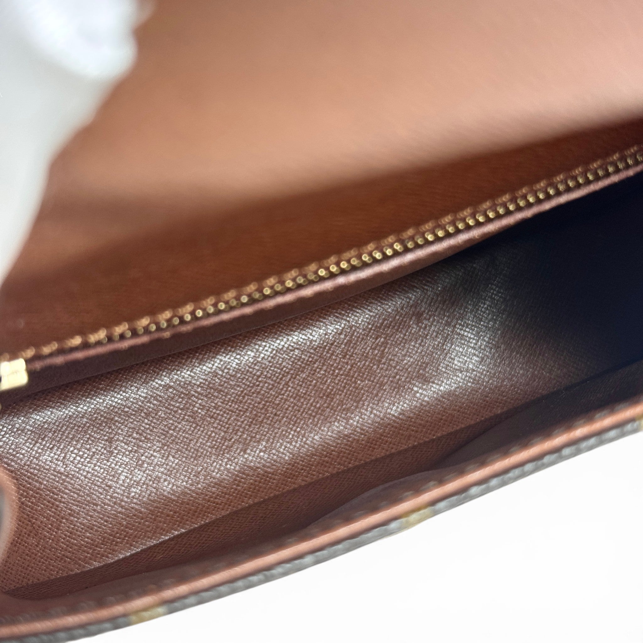 Louis Vuitton Monogram Saint Cloud PM
