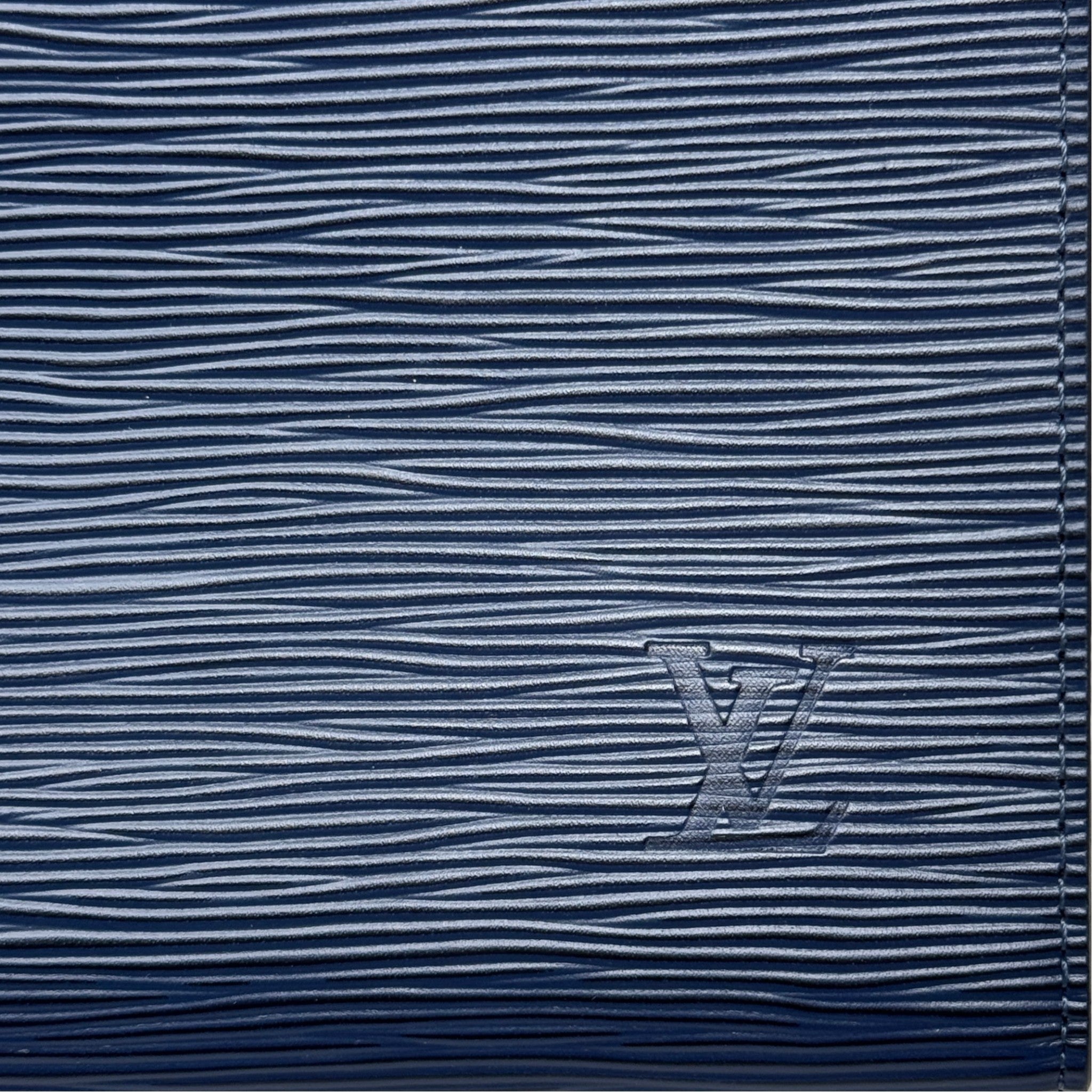 Louis Vuitton Navy Epi Toiletry 26