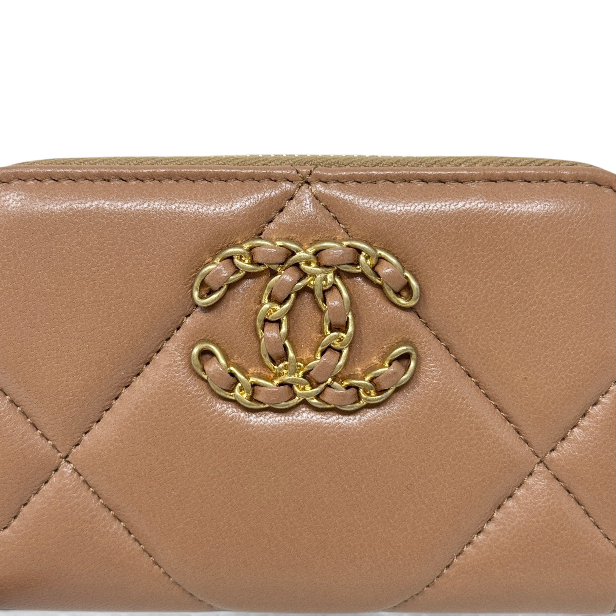 Chanel Caramel 19 Zippy Coin Purse