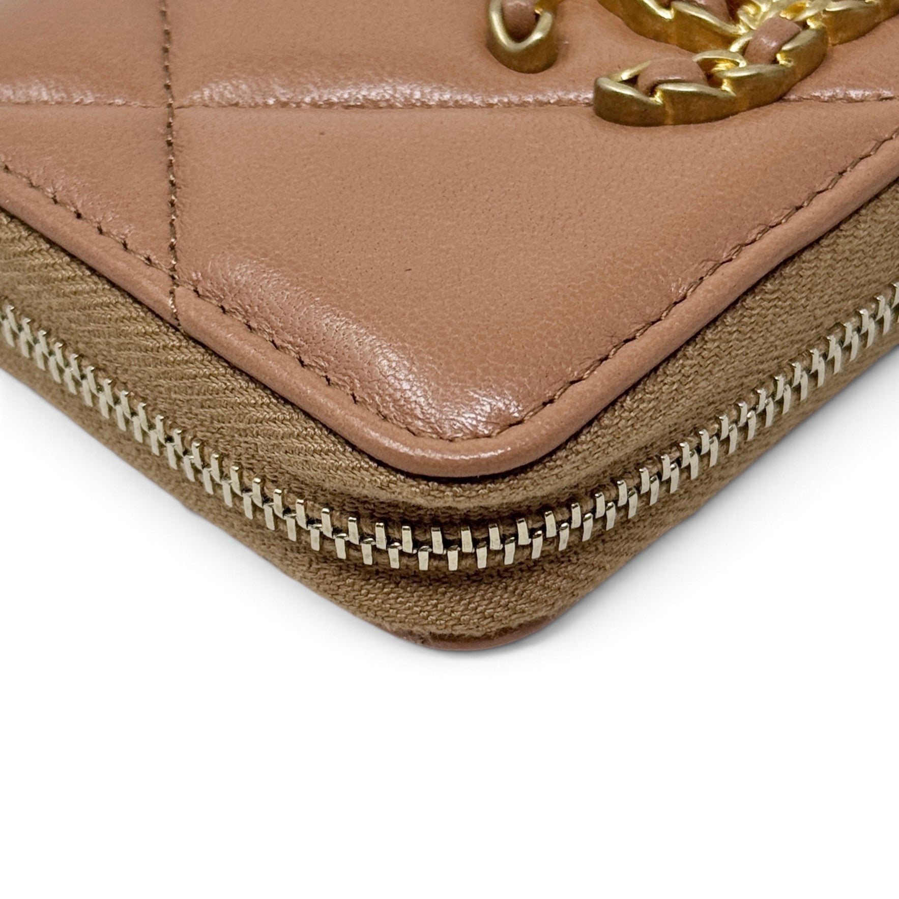 Chanel Caramel 19 Zippy Coin Purse
