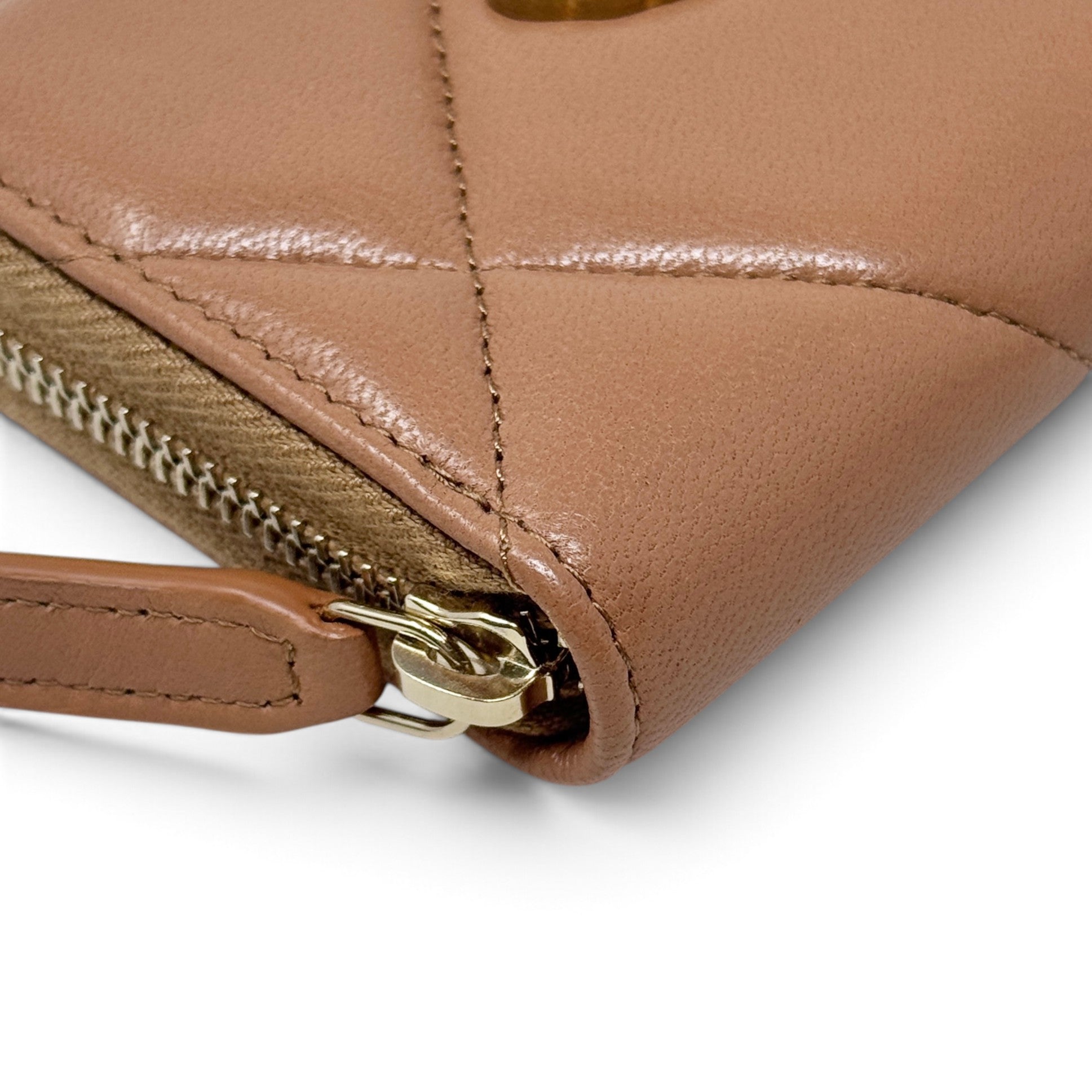 Chanel Caramel 19 Zippy Coin Purse