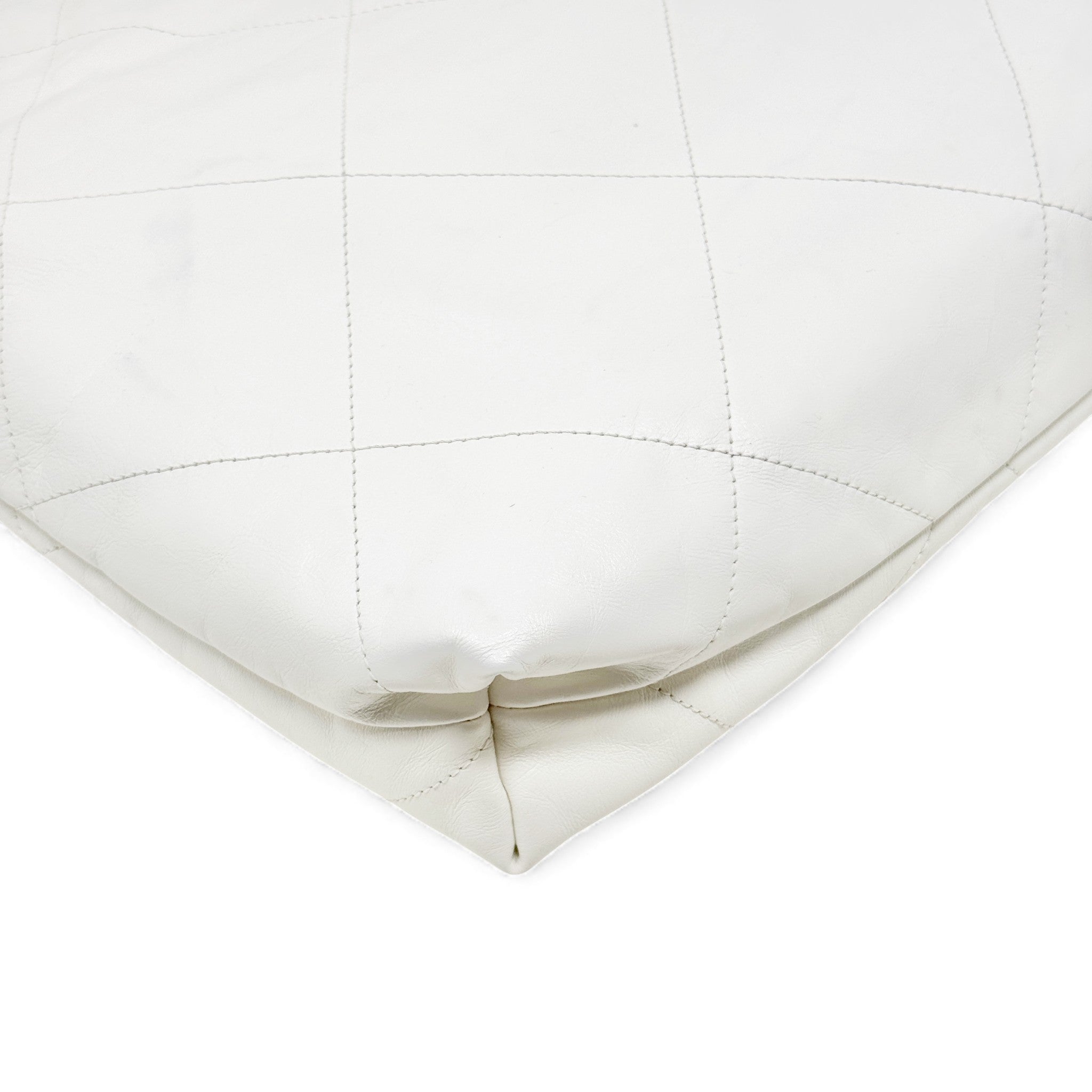 Chanel White Small 22 Hobo With Pouch