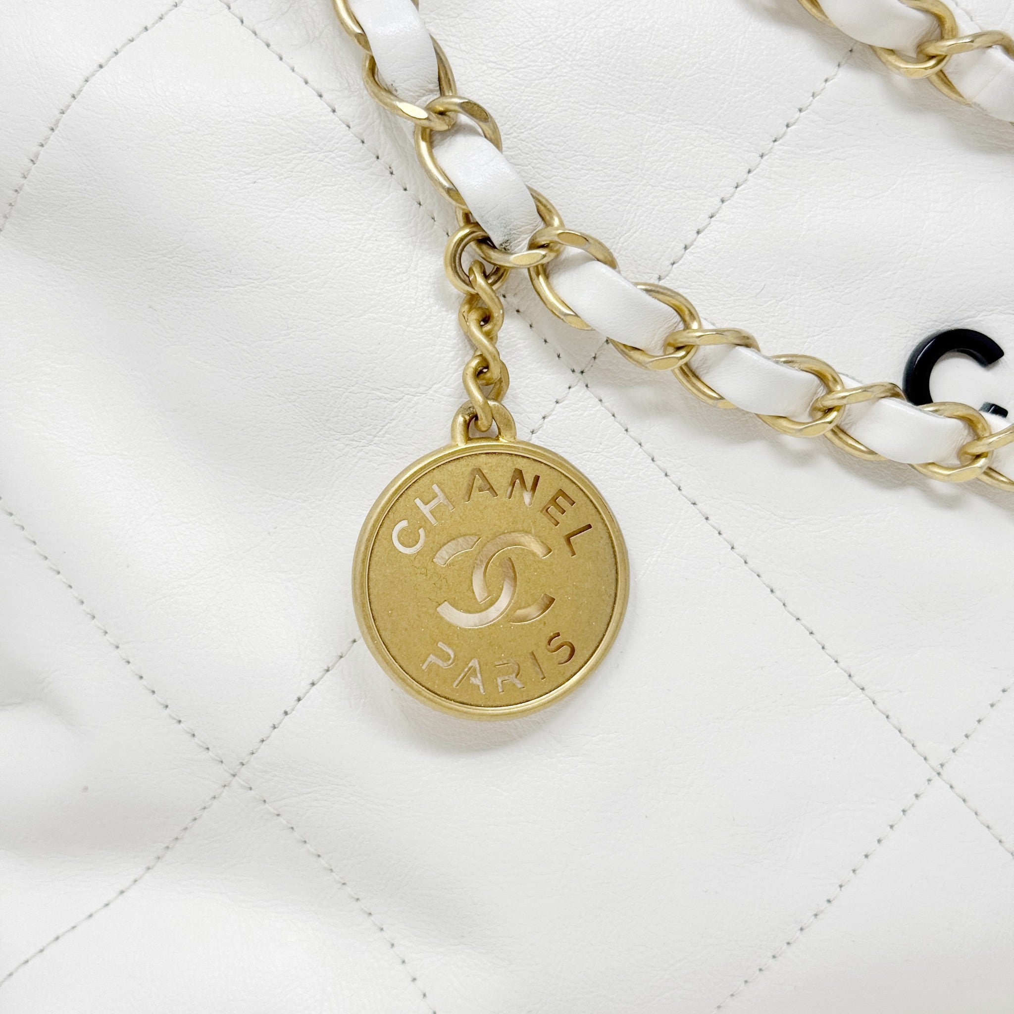 Chanel White Small 22 Hobo With Pouch