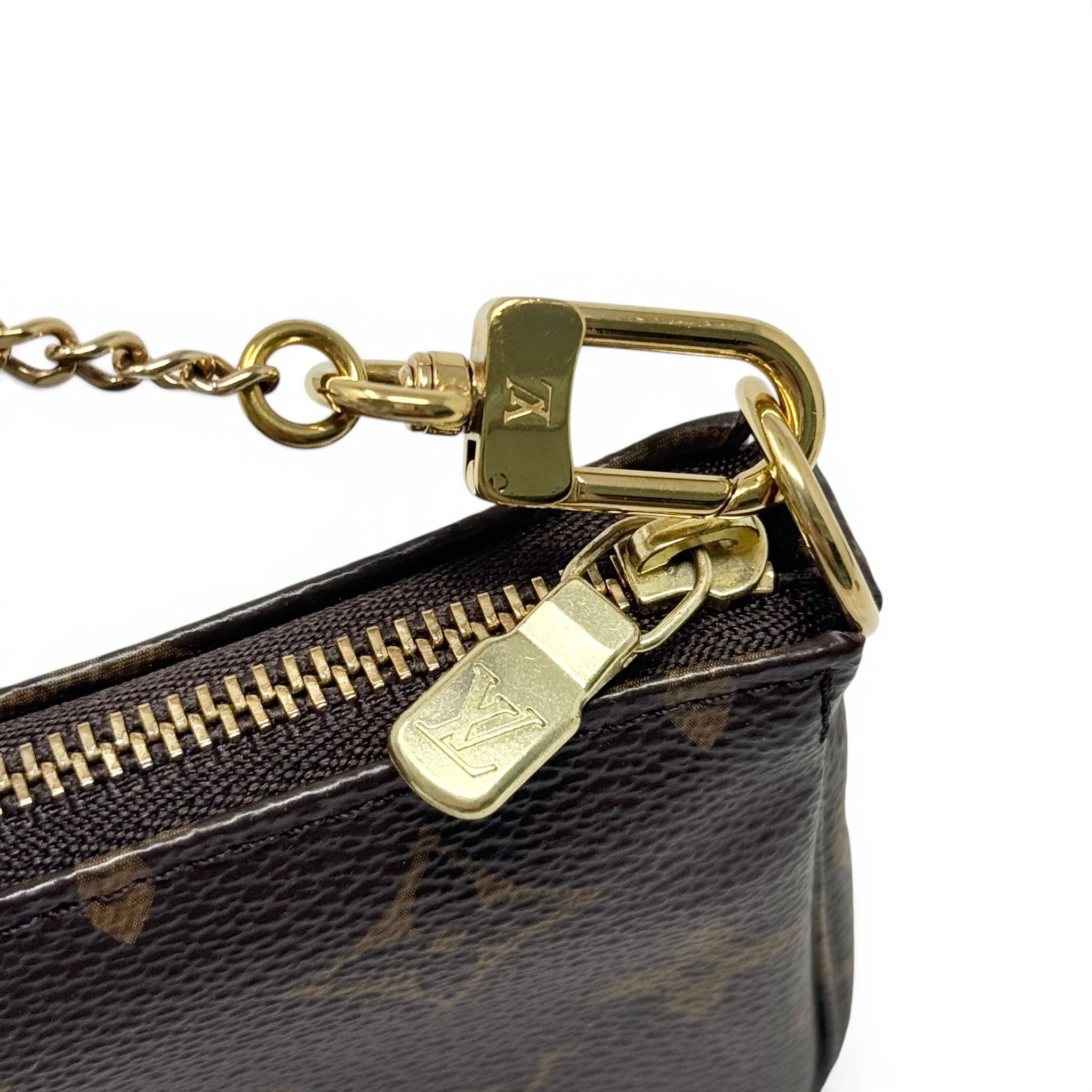 Louis Vuitton Monogram Mini Pochette