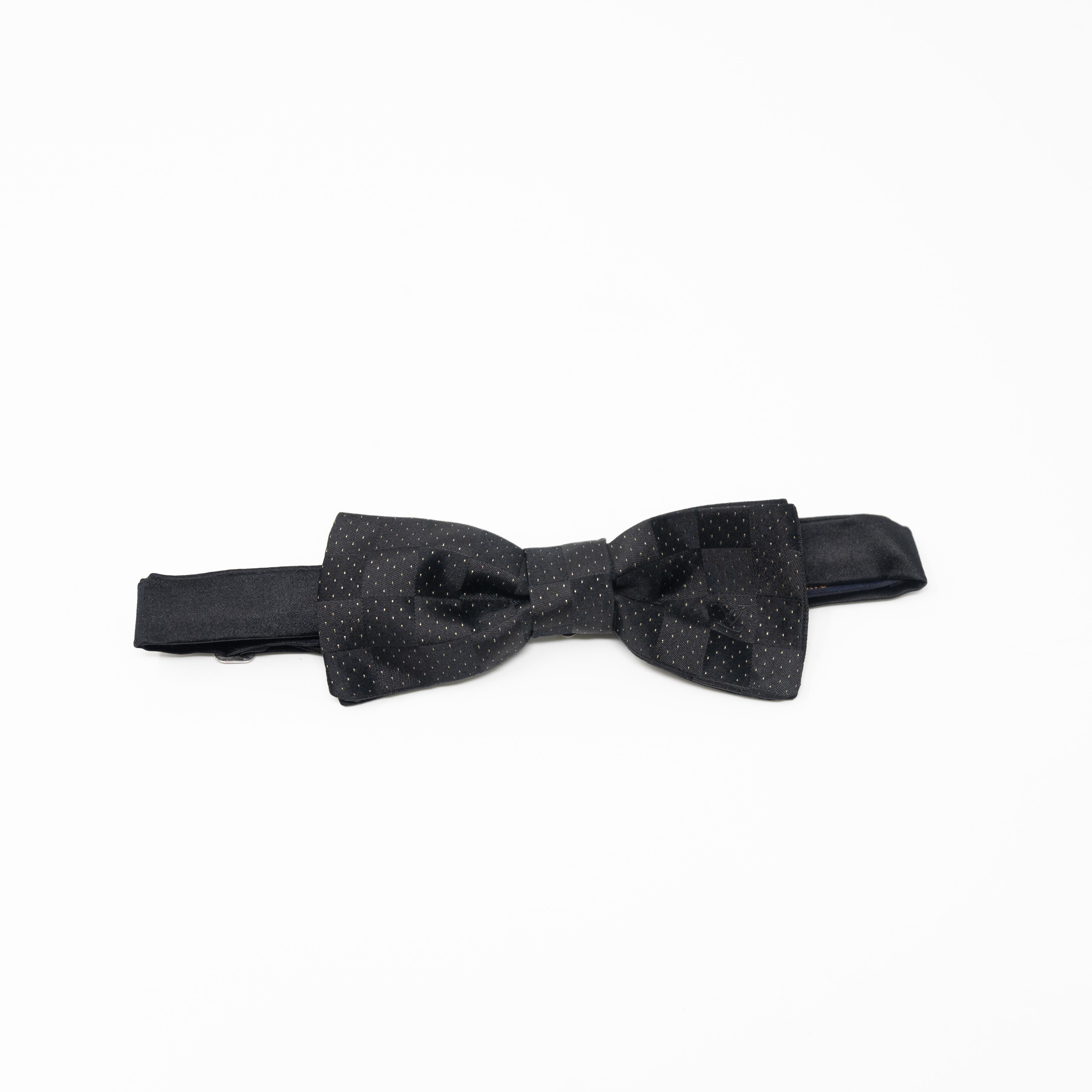 Louis Vuitton Bow Tie Damier