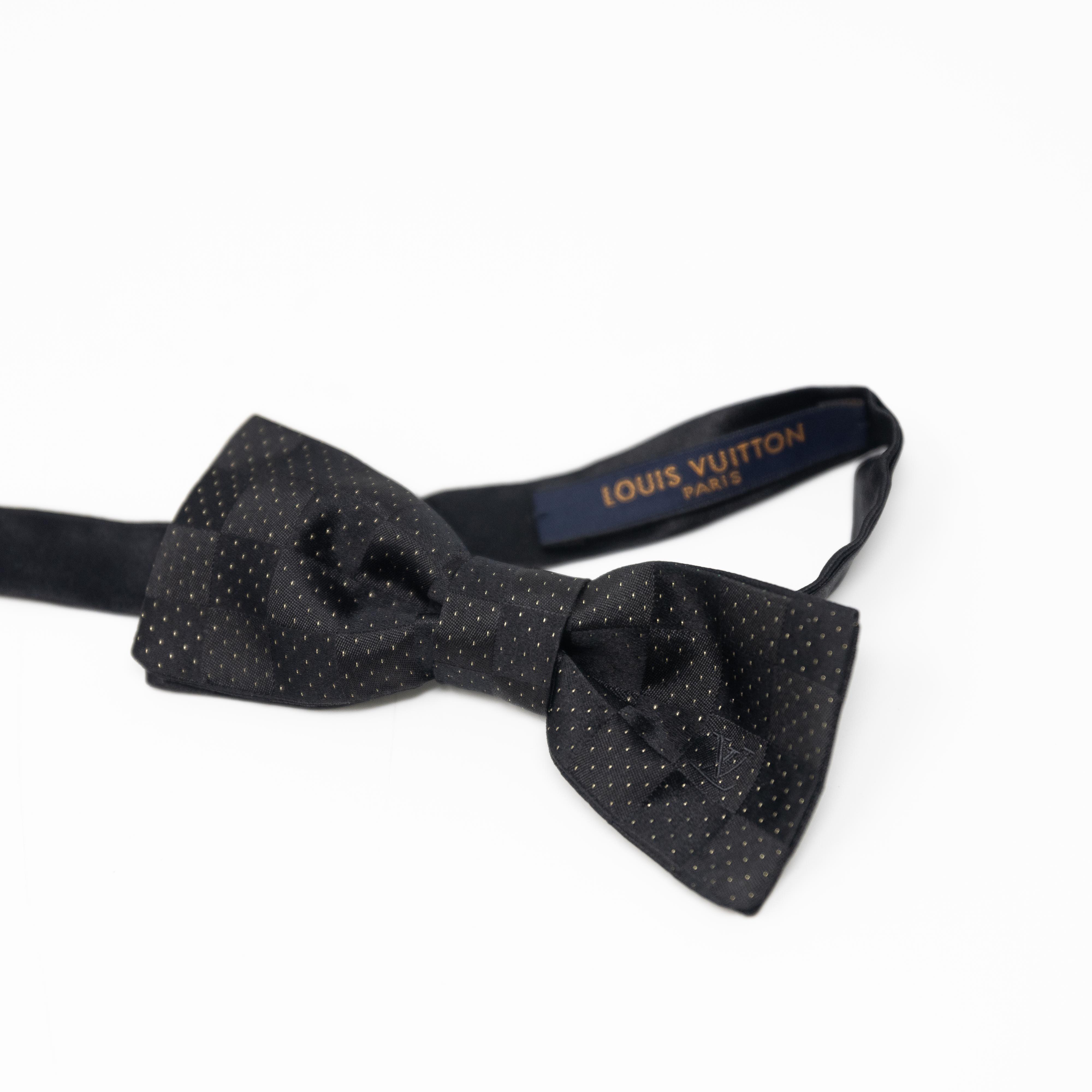 Louis Vuitton Bow Tie Damier