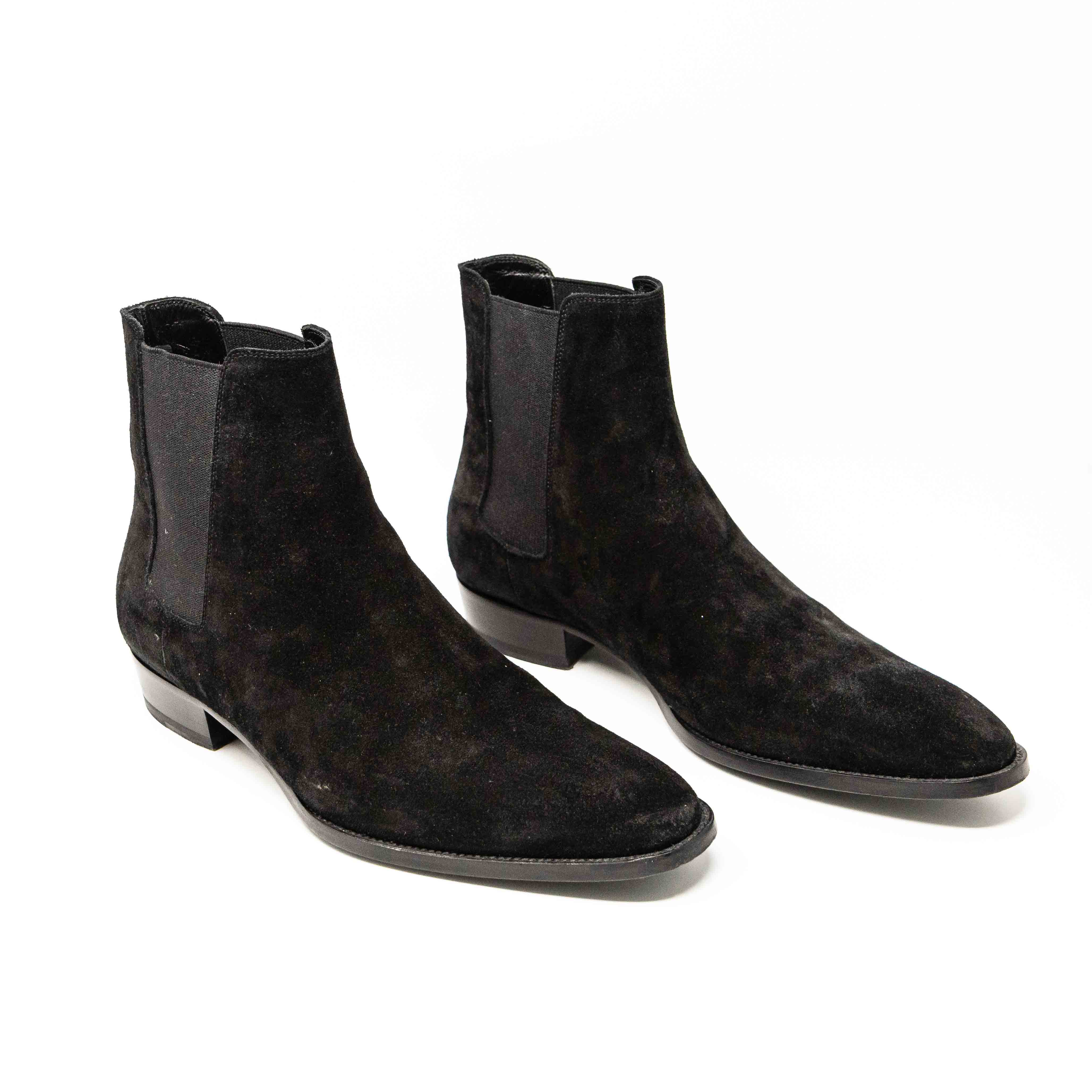 Saint Laurent Black Wyatt Chelsea Boots 42.5