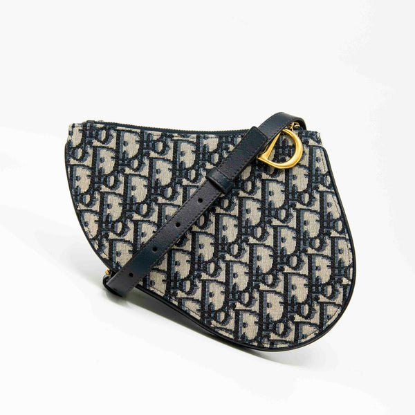 Christian Dior SADDLE ナイロンボディーバッグ Christian Dior Nylon Saddle – Leluxe Vintage Sdn. Bhd.