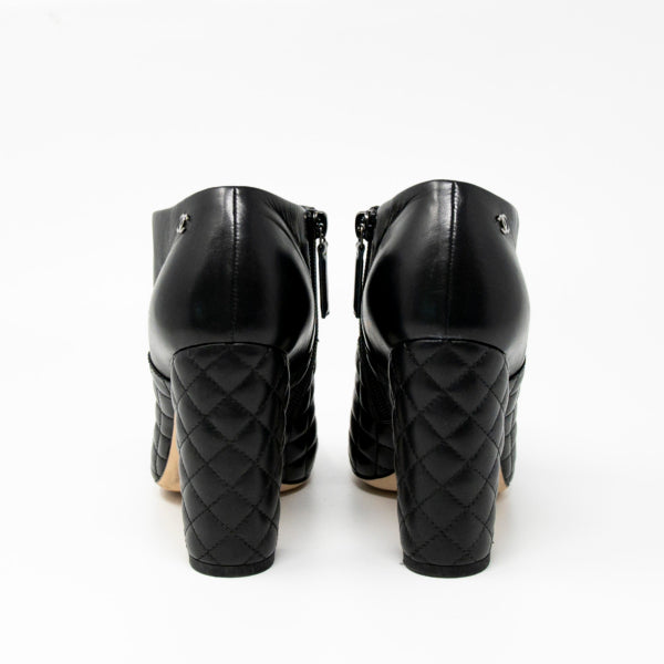 Chanel Black Quilted Booties 37.5