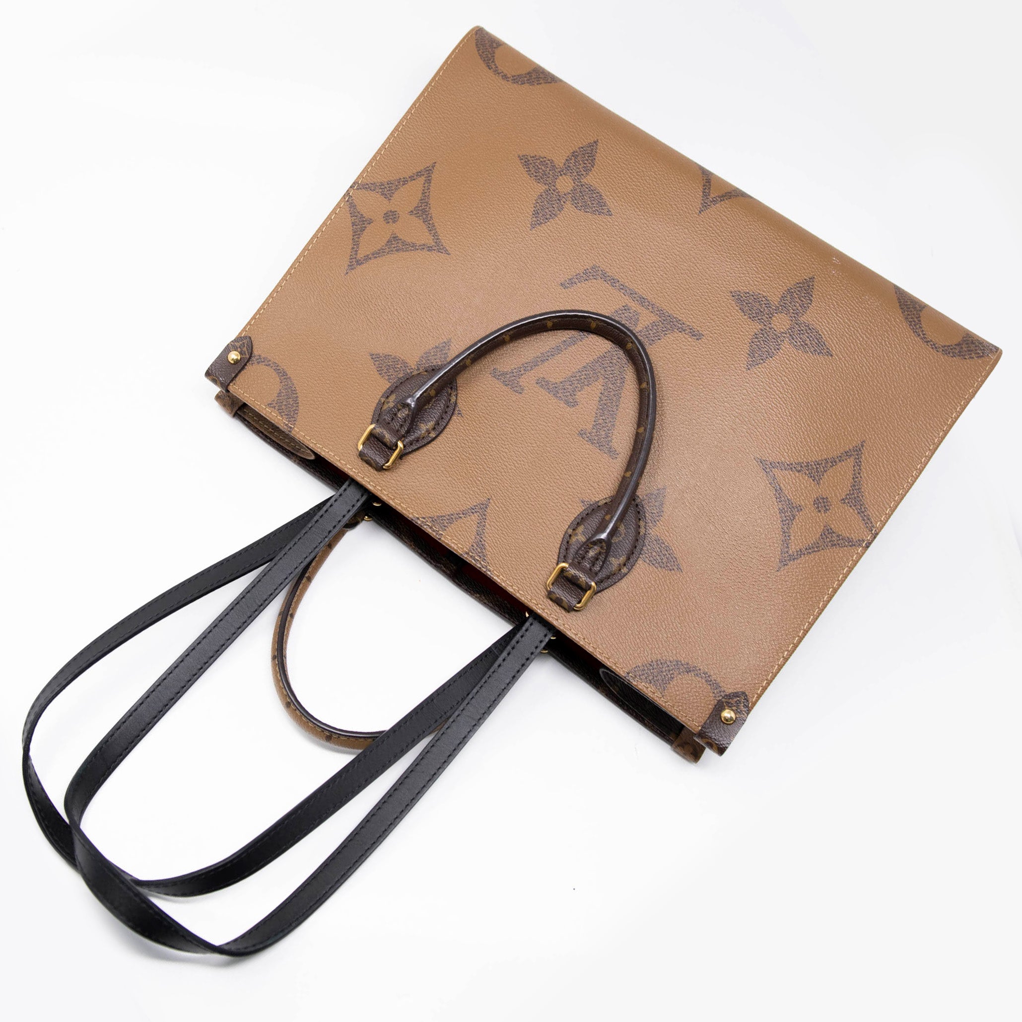 Louis Vuitton Reverse OnTheGo MM