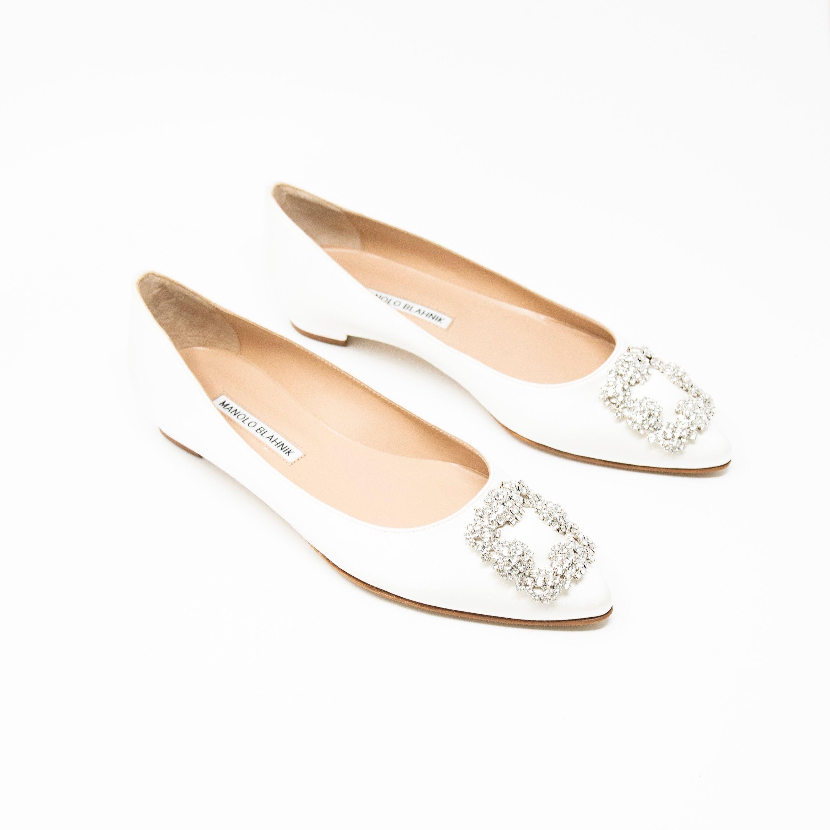 Manolo Blahnik Cream Hangisi Flats 38.5