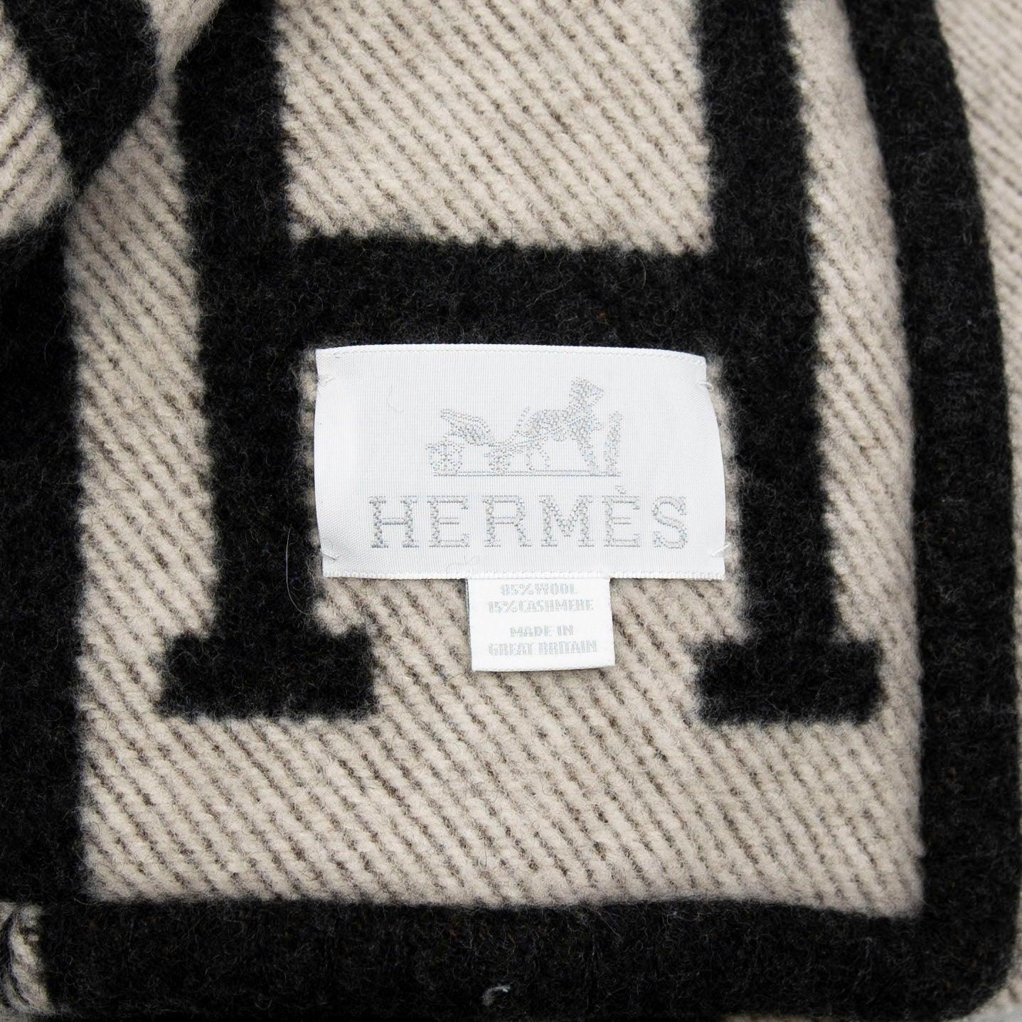 Hermes Gris Fonce Avalon Throw Blanket